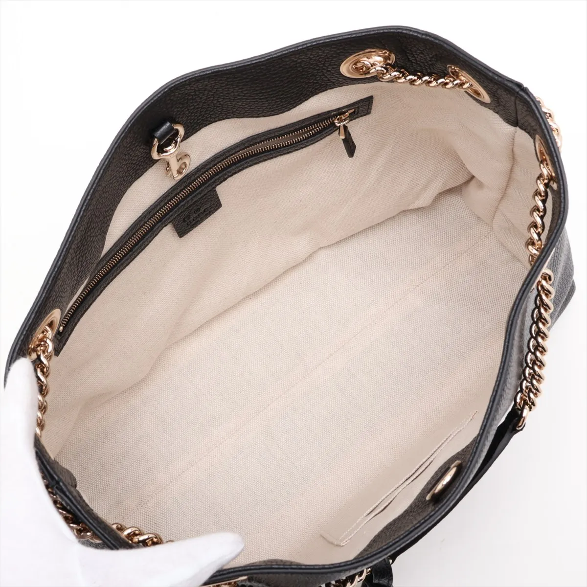 Soho Leather Chain Tote Bag, Black, 536196 (Outlet) — view 7