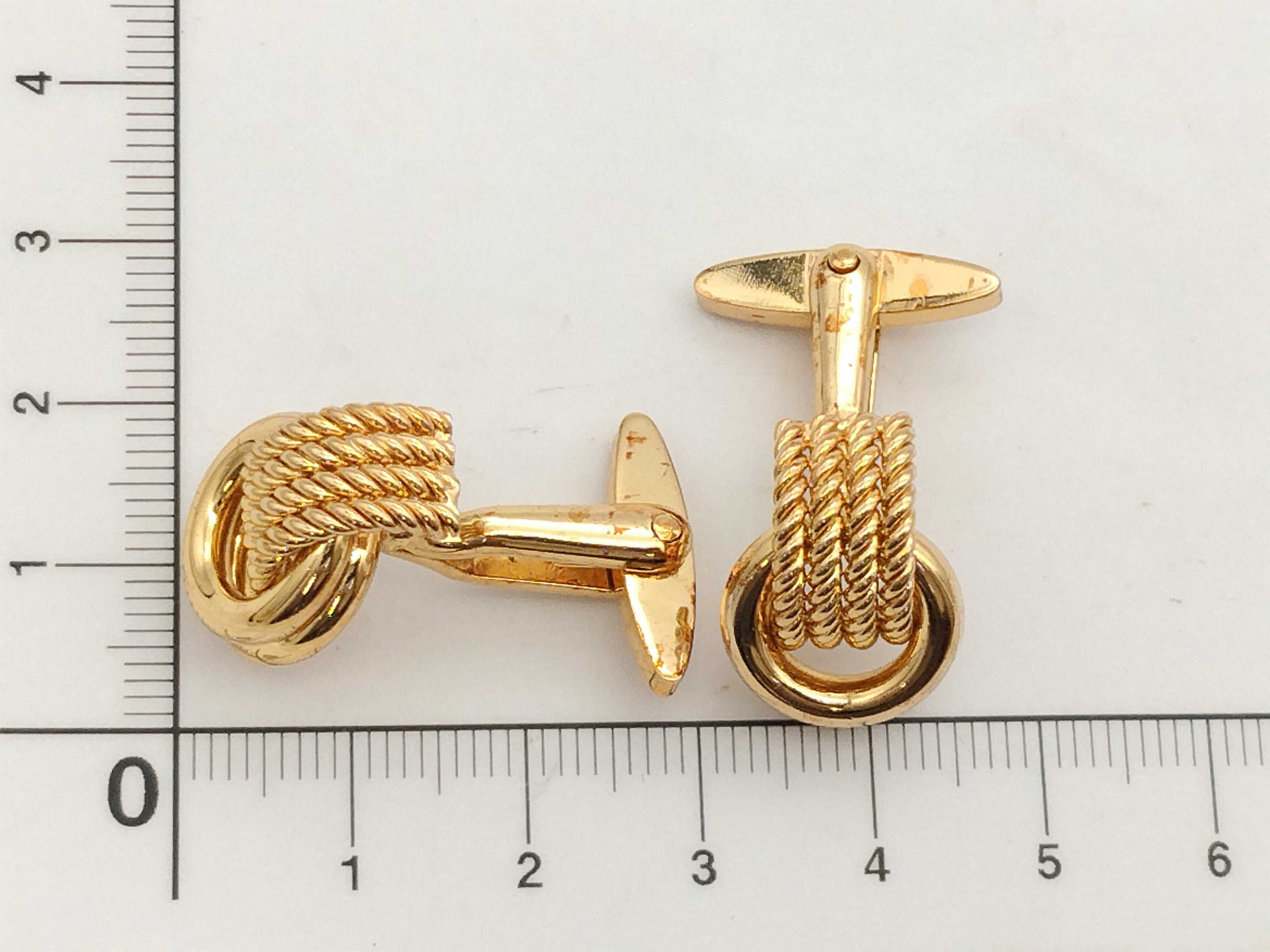 Cufflinks Gold Tie Clip & Cufflinks — view 9