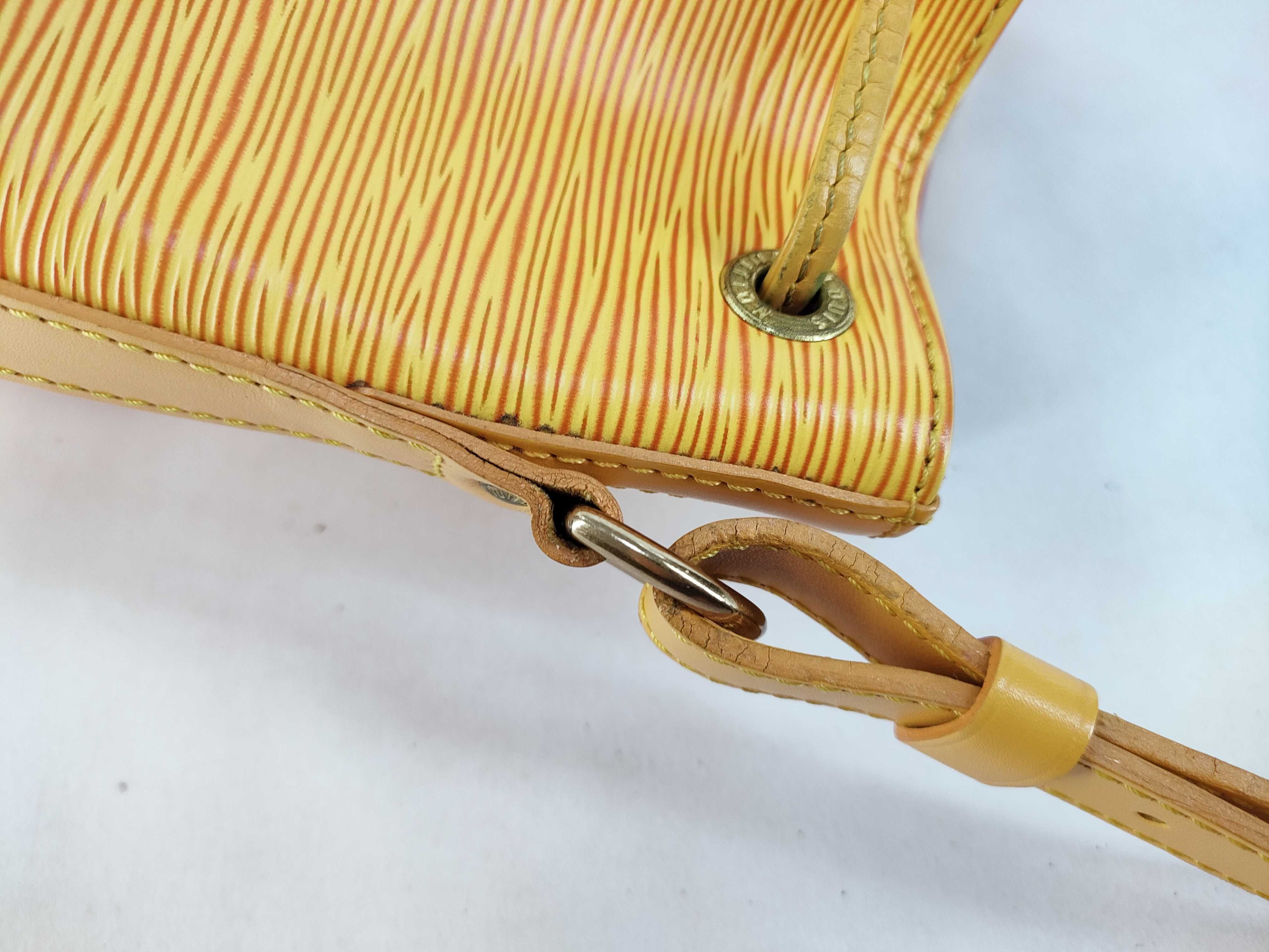 Petit Noé Epi M44109 Shoulder Bag — view 5