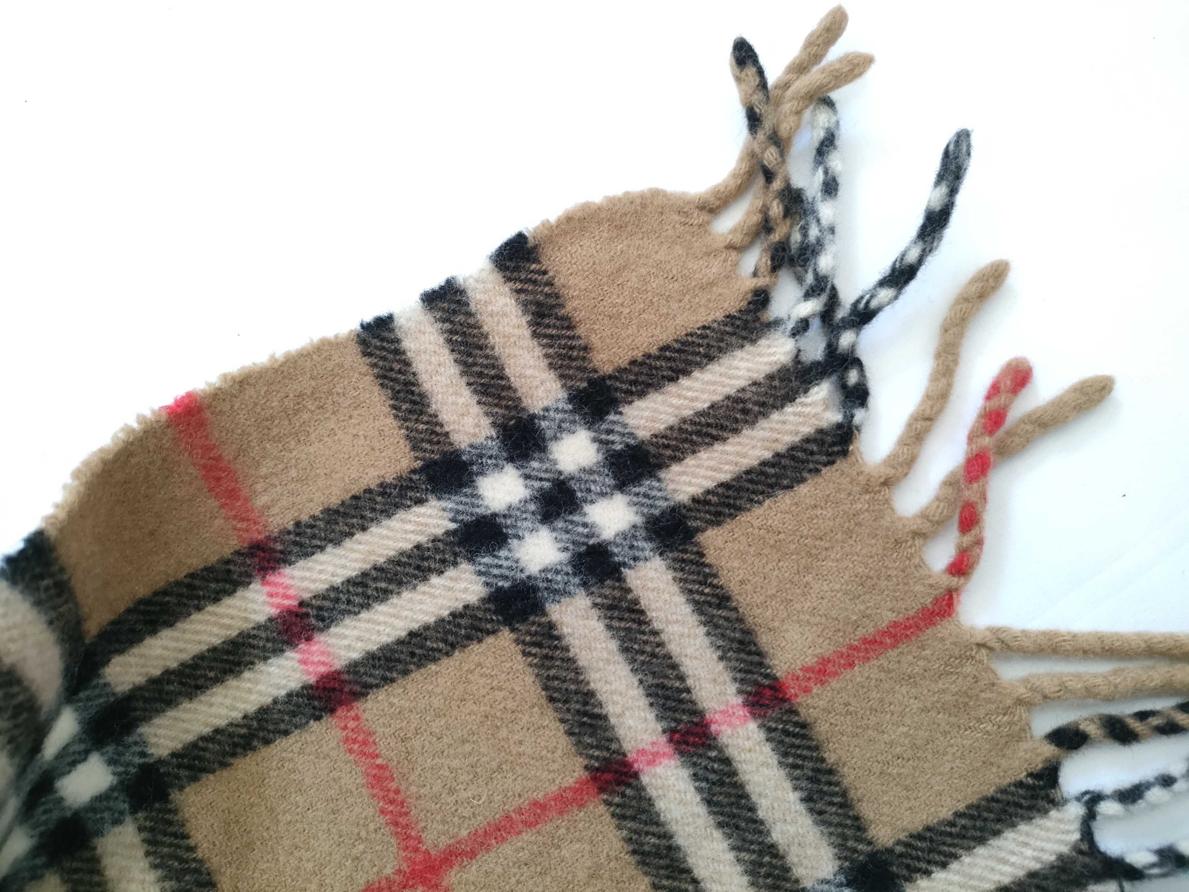 wool scarf and other accessories — view 7