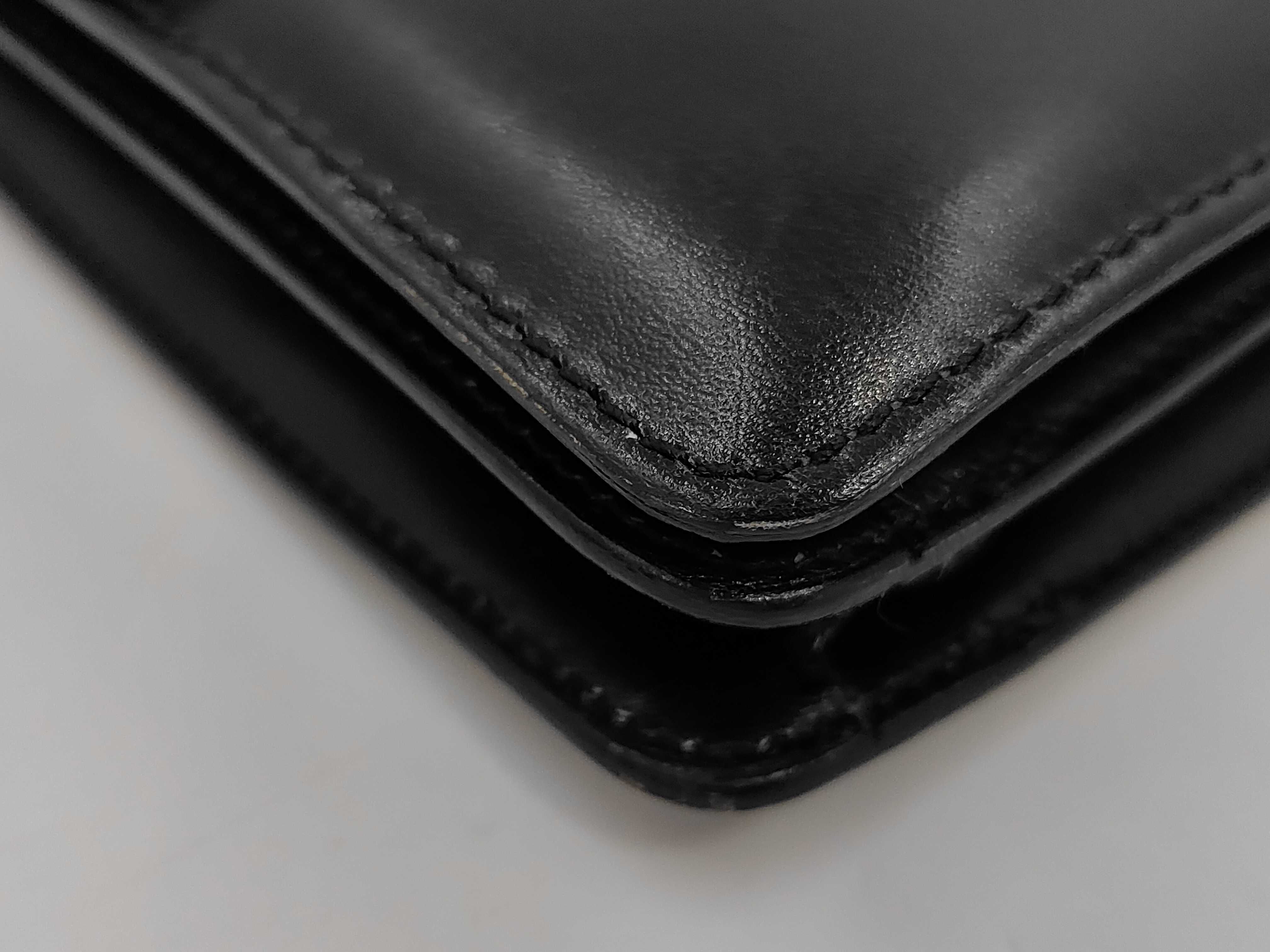 handbag — view 3