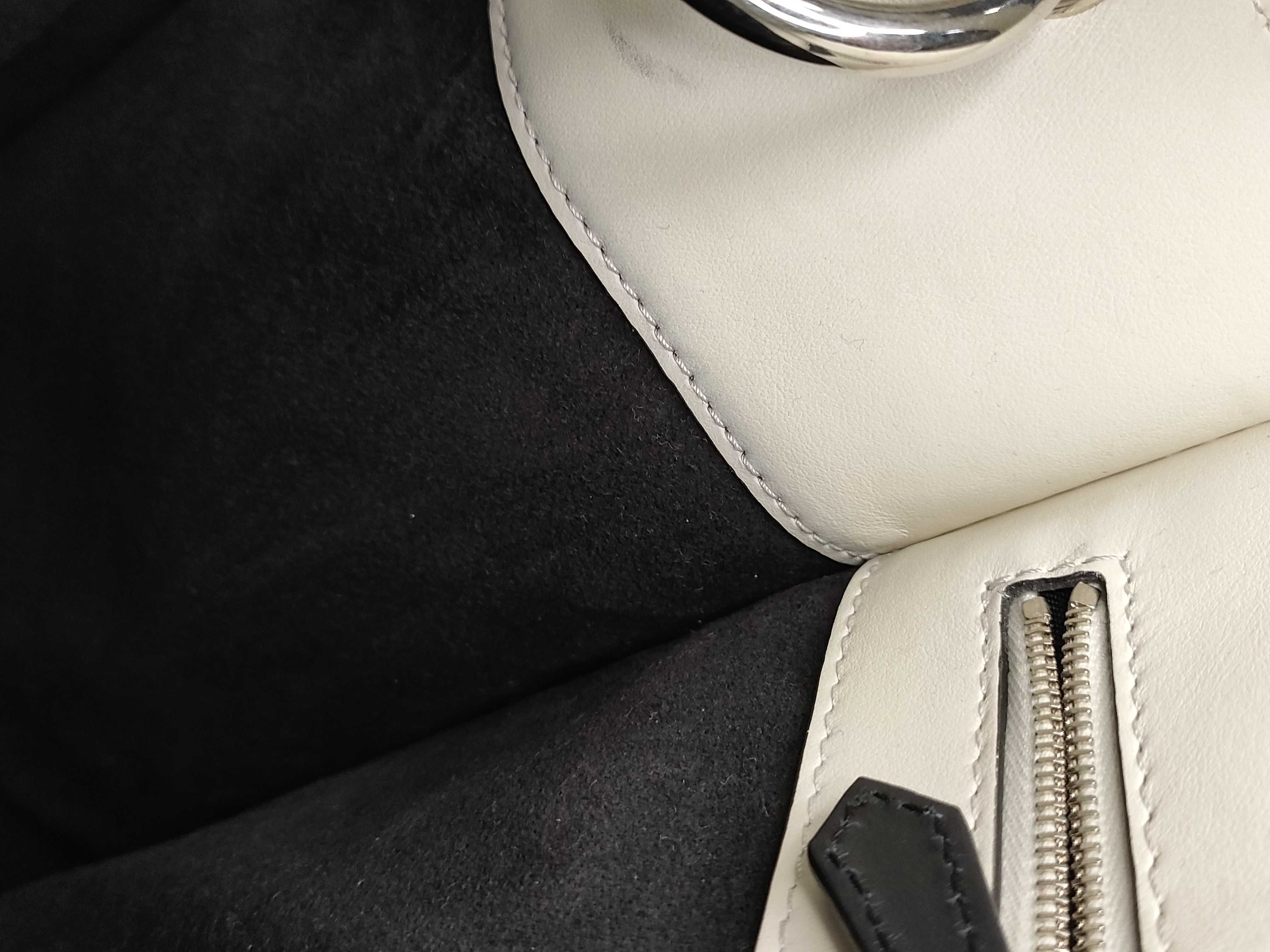Runaway FF ​​Logo 2-Way Handbag 8BH343 White Black Accessories: Dust bag, Shoulder strap, Handbag — view 9