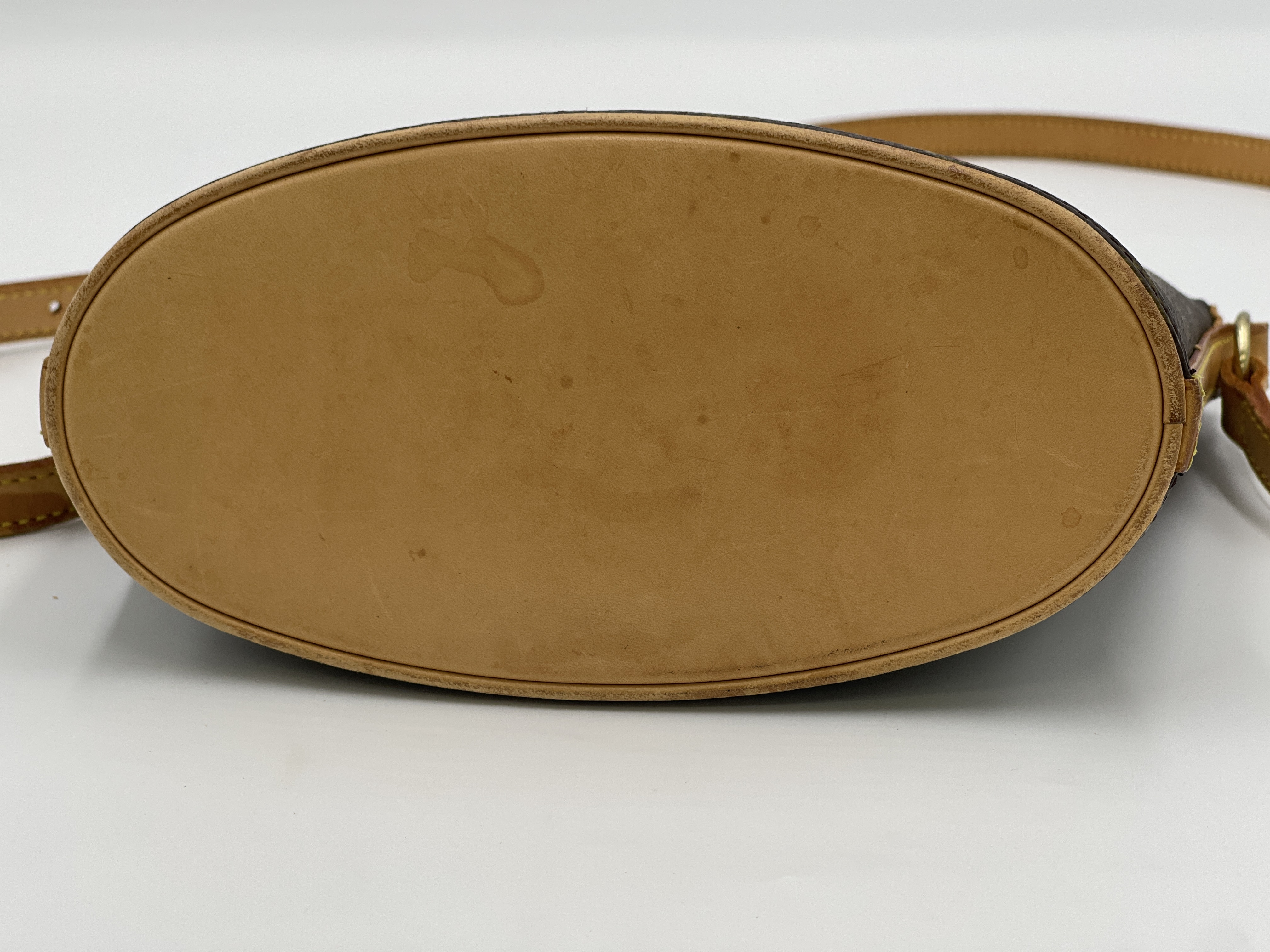 Monogram Druot M51290 VI1918 Shoulder Bag — view 6