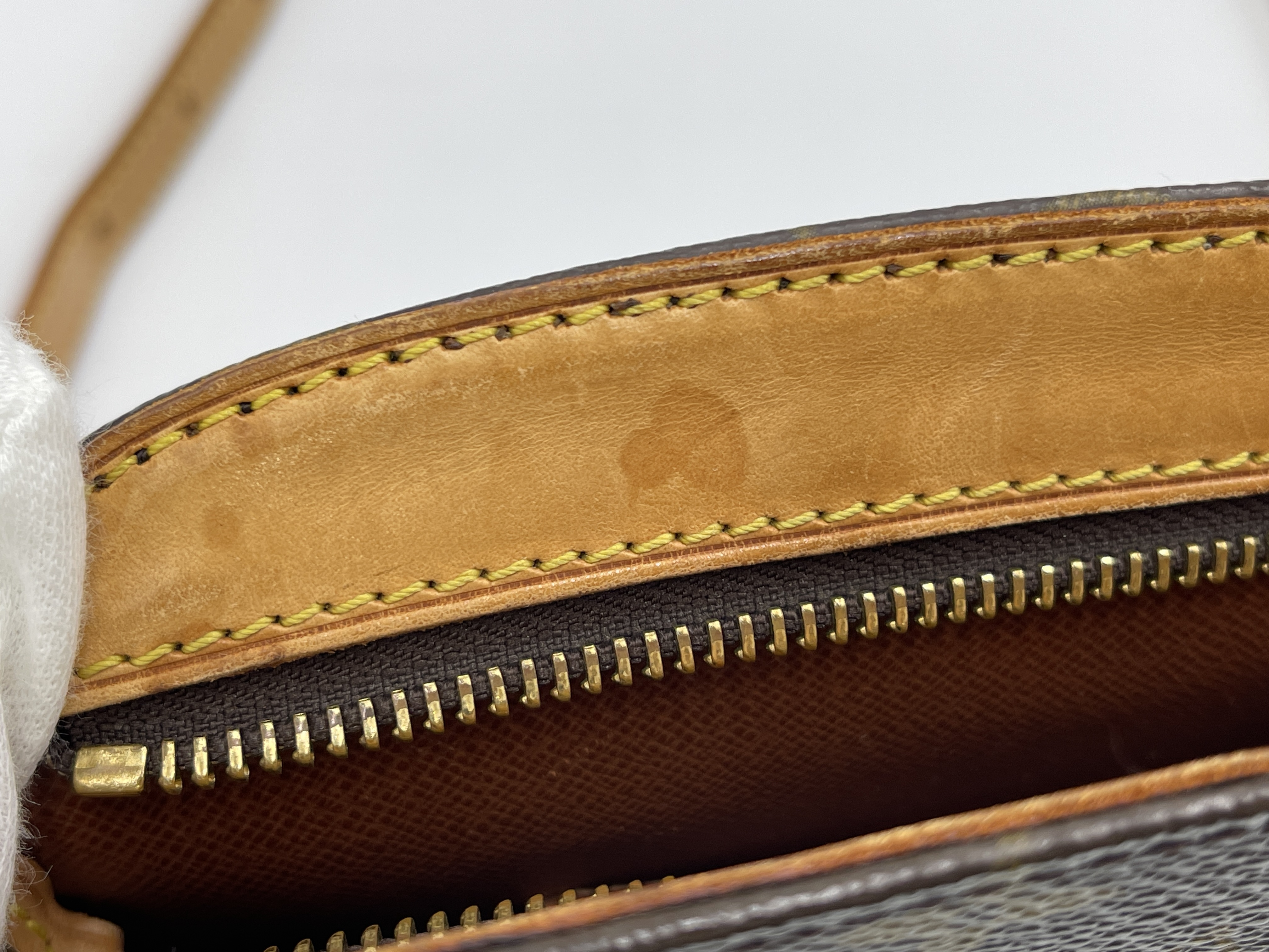 Monogram Druot M51290 VI1918 Shoulder Bag — view 10