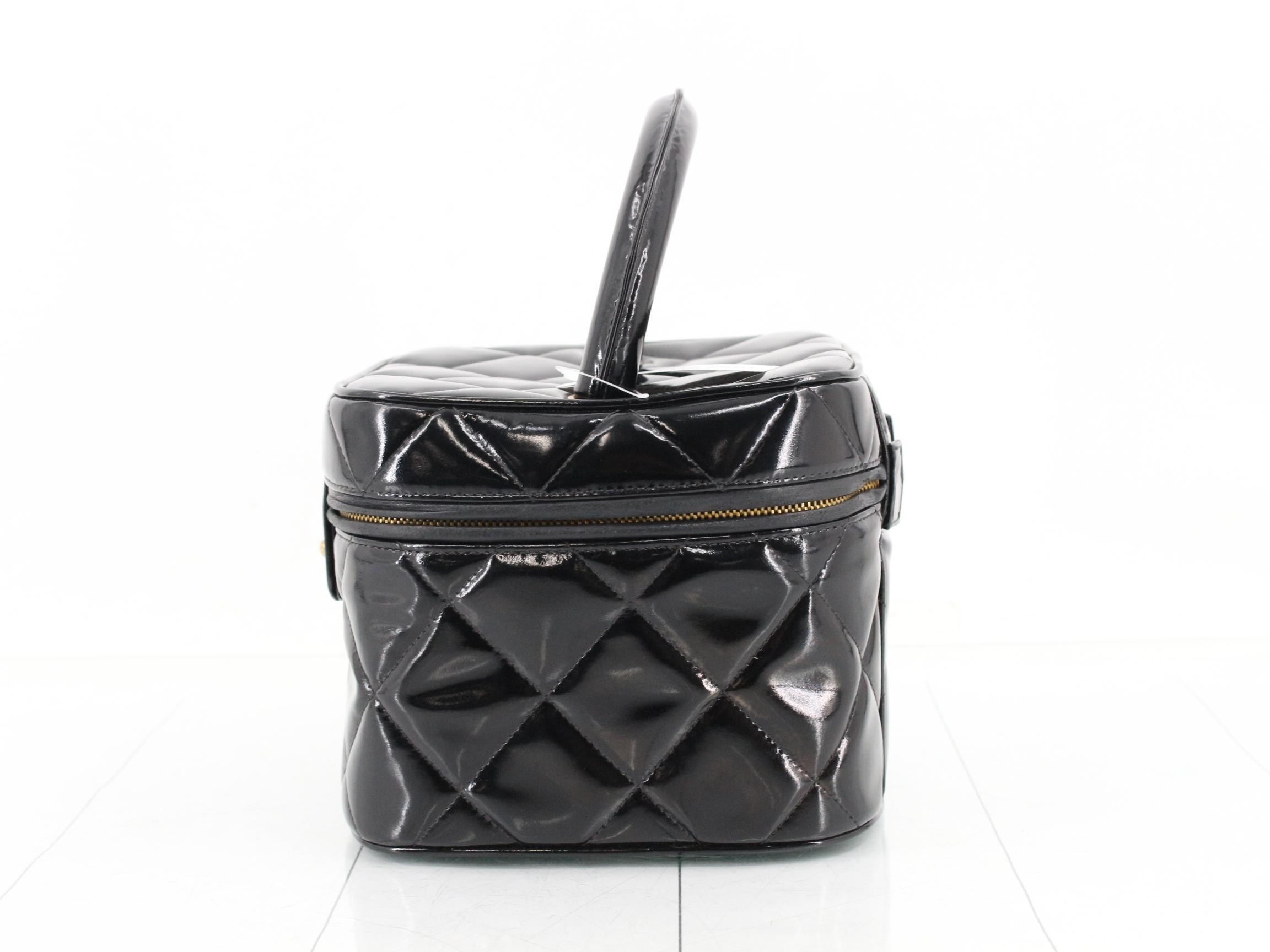 Enamel (bag) / Handbag — view 3