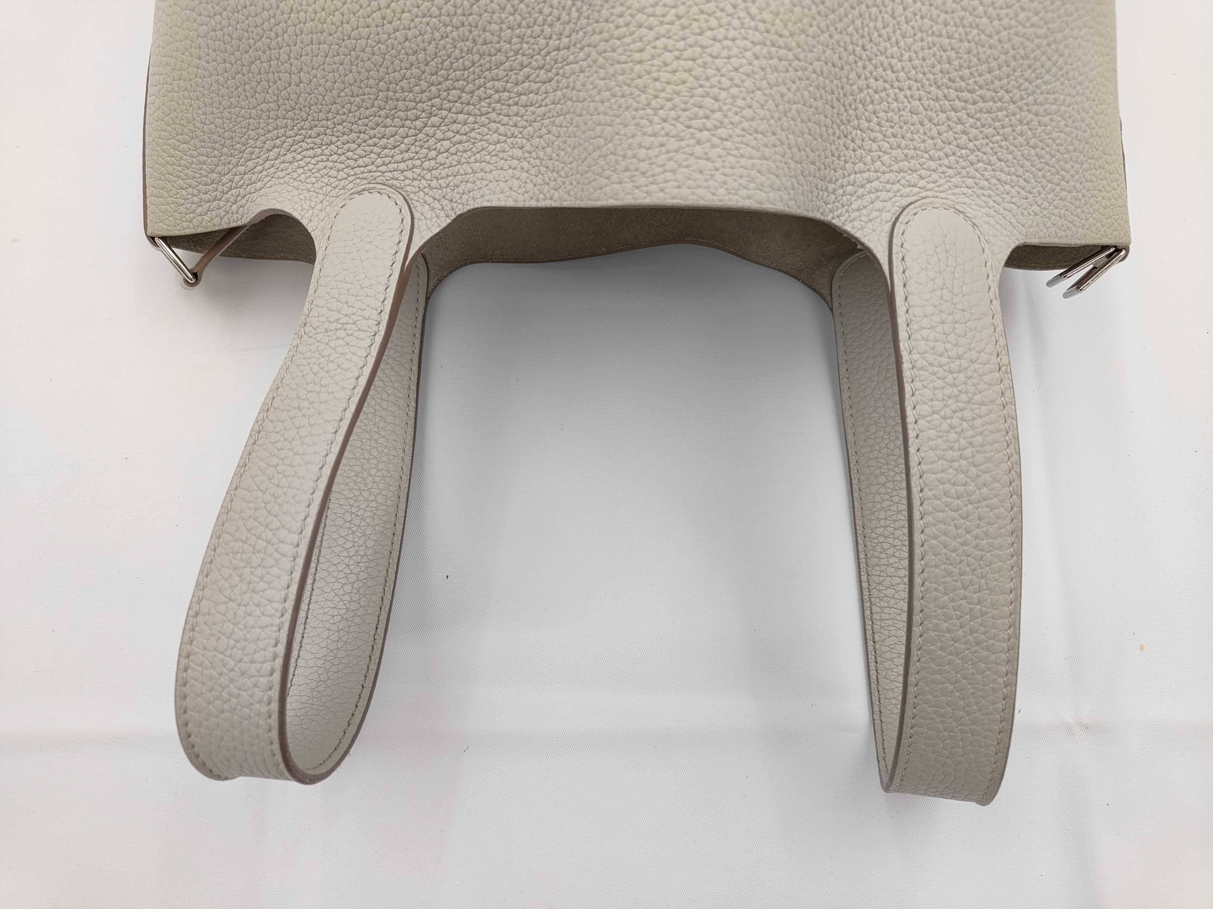 Picotin Lock MM Taurillon Grisneve D Stamp Handbag — view 3