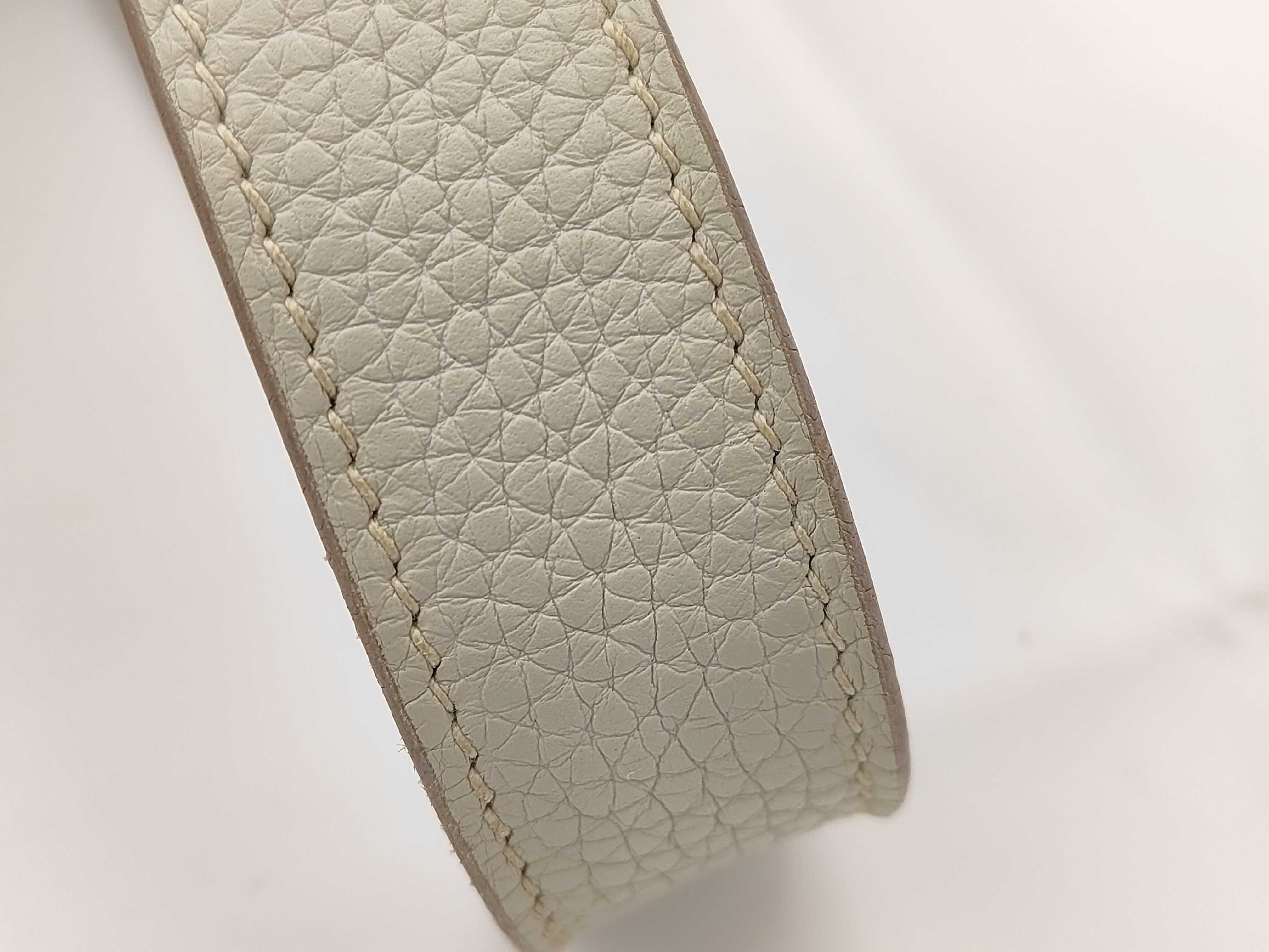 Picotin Lock MM Taurillon Grisneve D Stamp Handbag — view 4