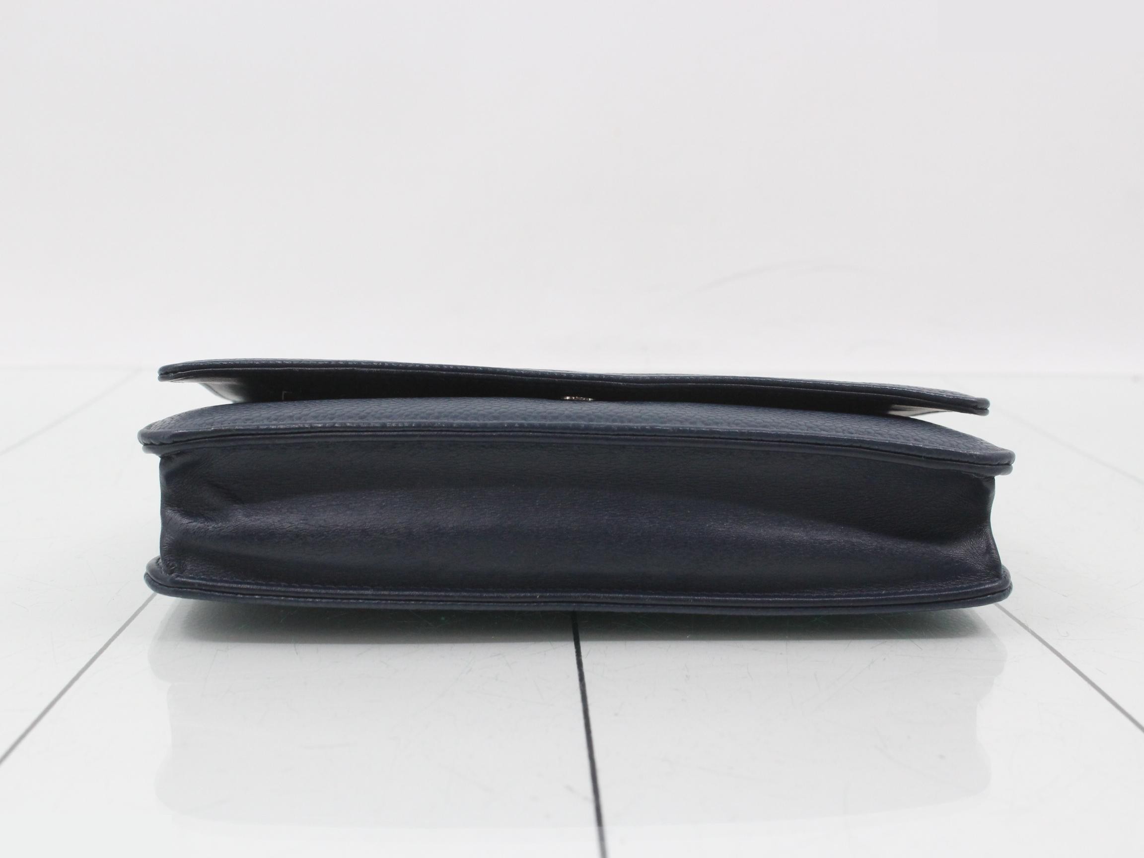 Caviar leather matelassé chain wallet with Coco mark, navy — view 3