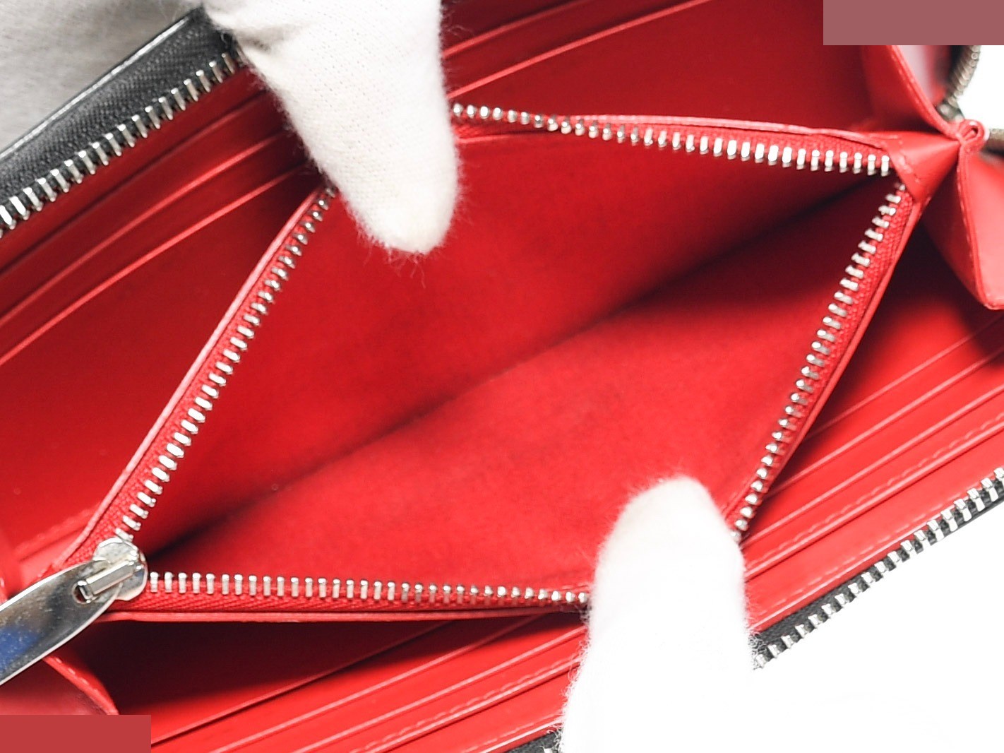Comes with box and dust bag. Panettone round zipper wallet by Christian Louboutin. — view 11