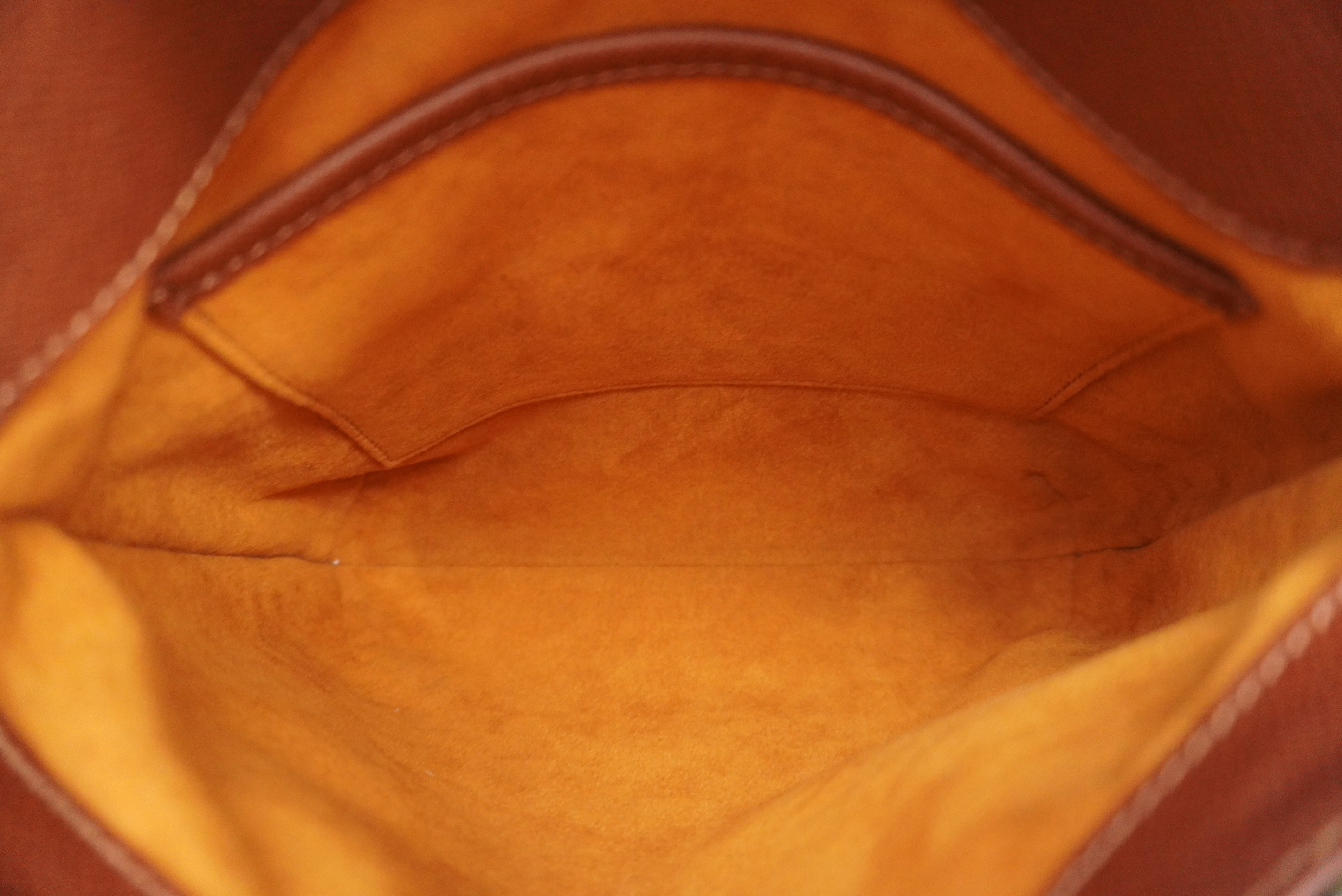 Monogram Musette Salsa Short M51258 Shoulder Bag — view 13