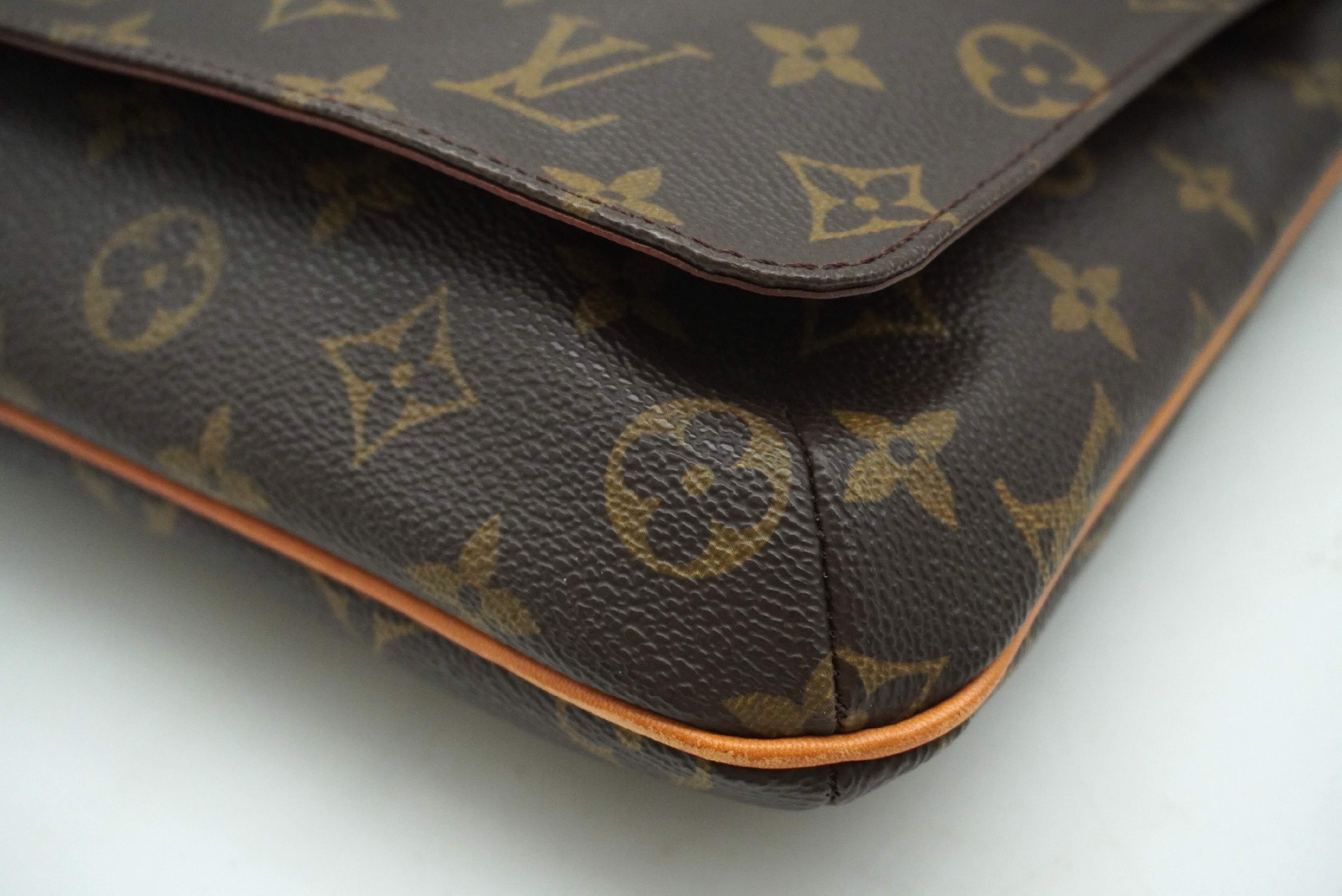 Monogram Musette Salsa Short M51258 Shoulder Bag — view 8