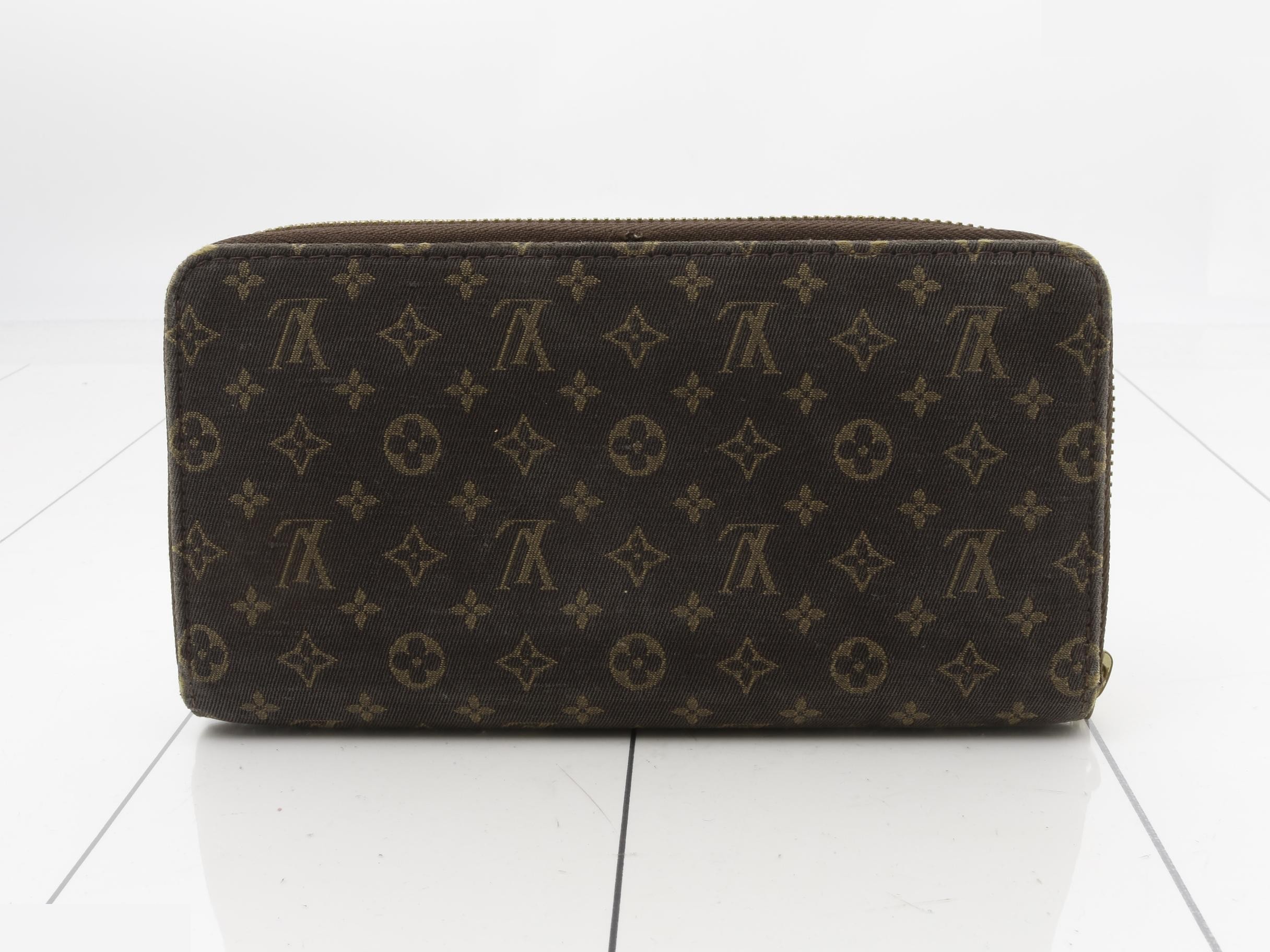 Zippy Wallet — view 2