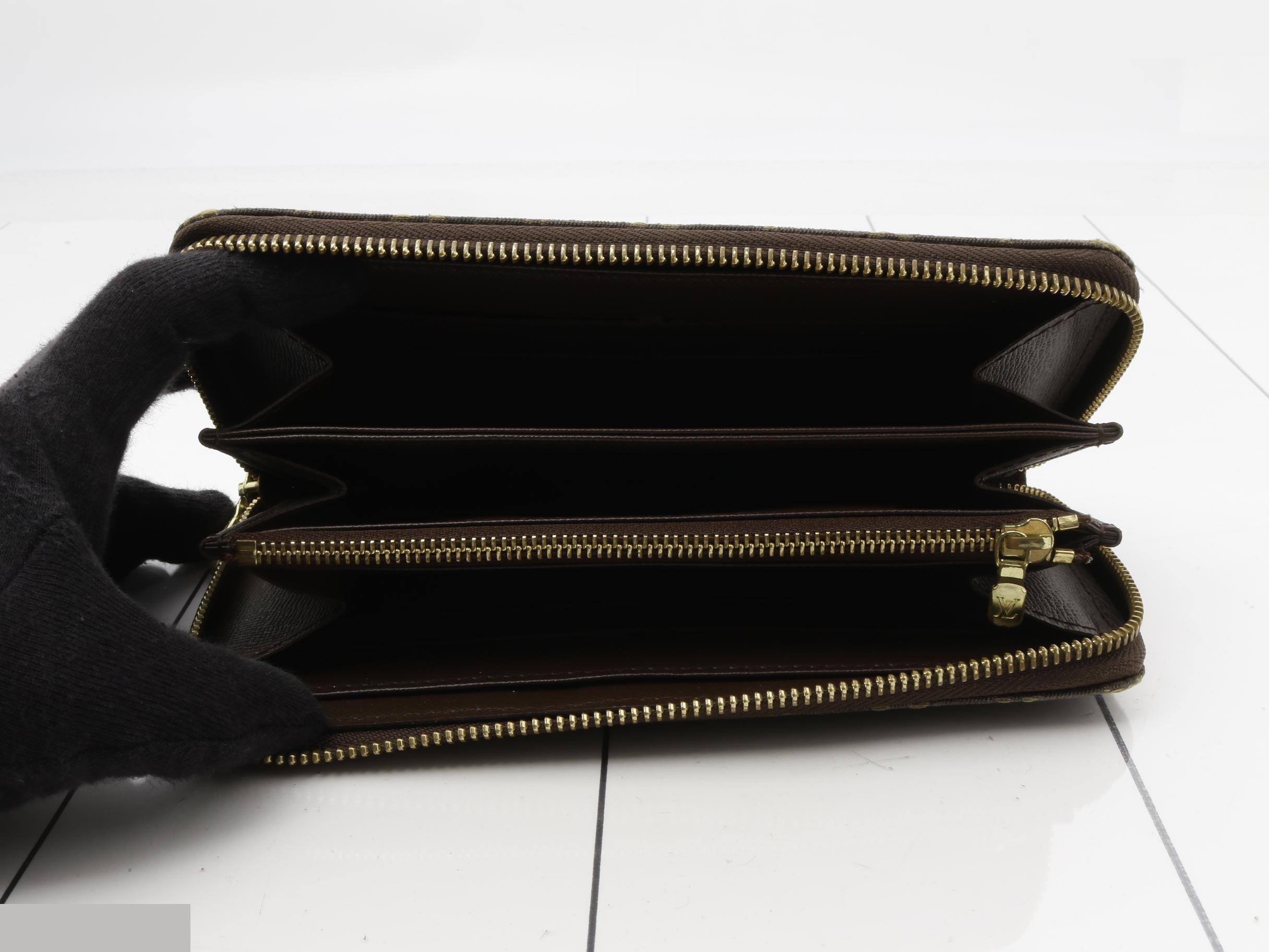 Zippy Wallet — view 4
