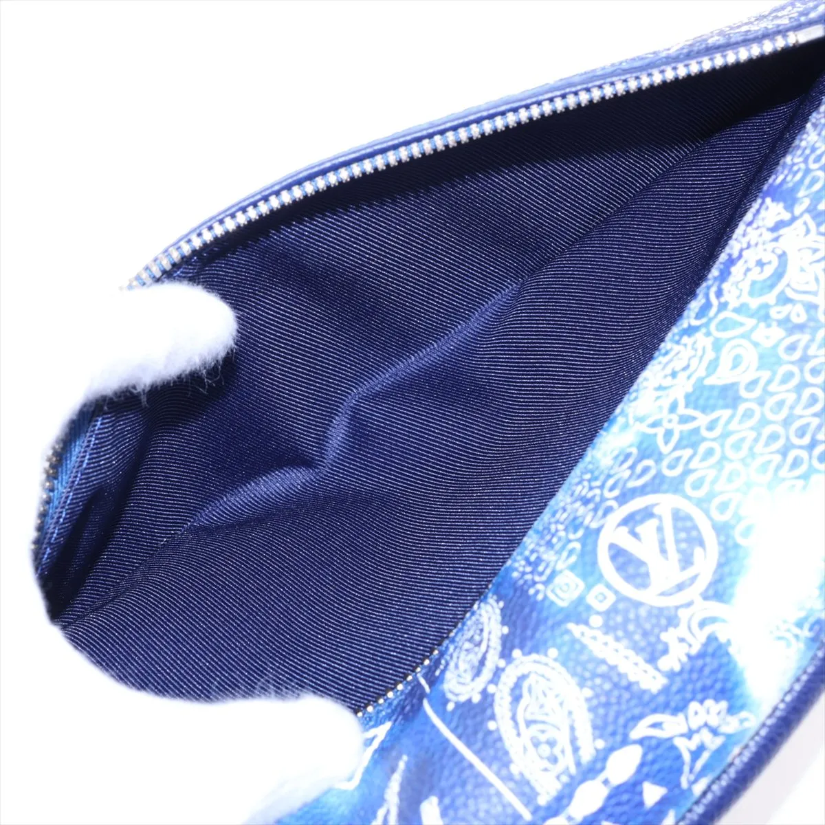 Monogram Bandana Discovery Bumbag PM M20587 Blue (RFID detected) — view 7