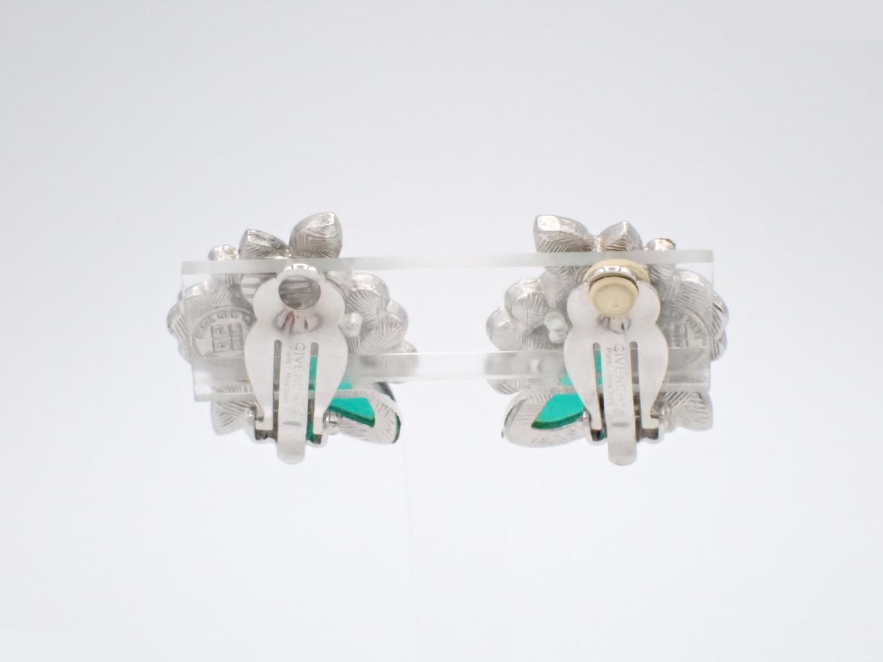 Other lines: Precious metals and earrings — view 2
