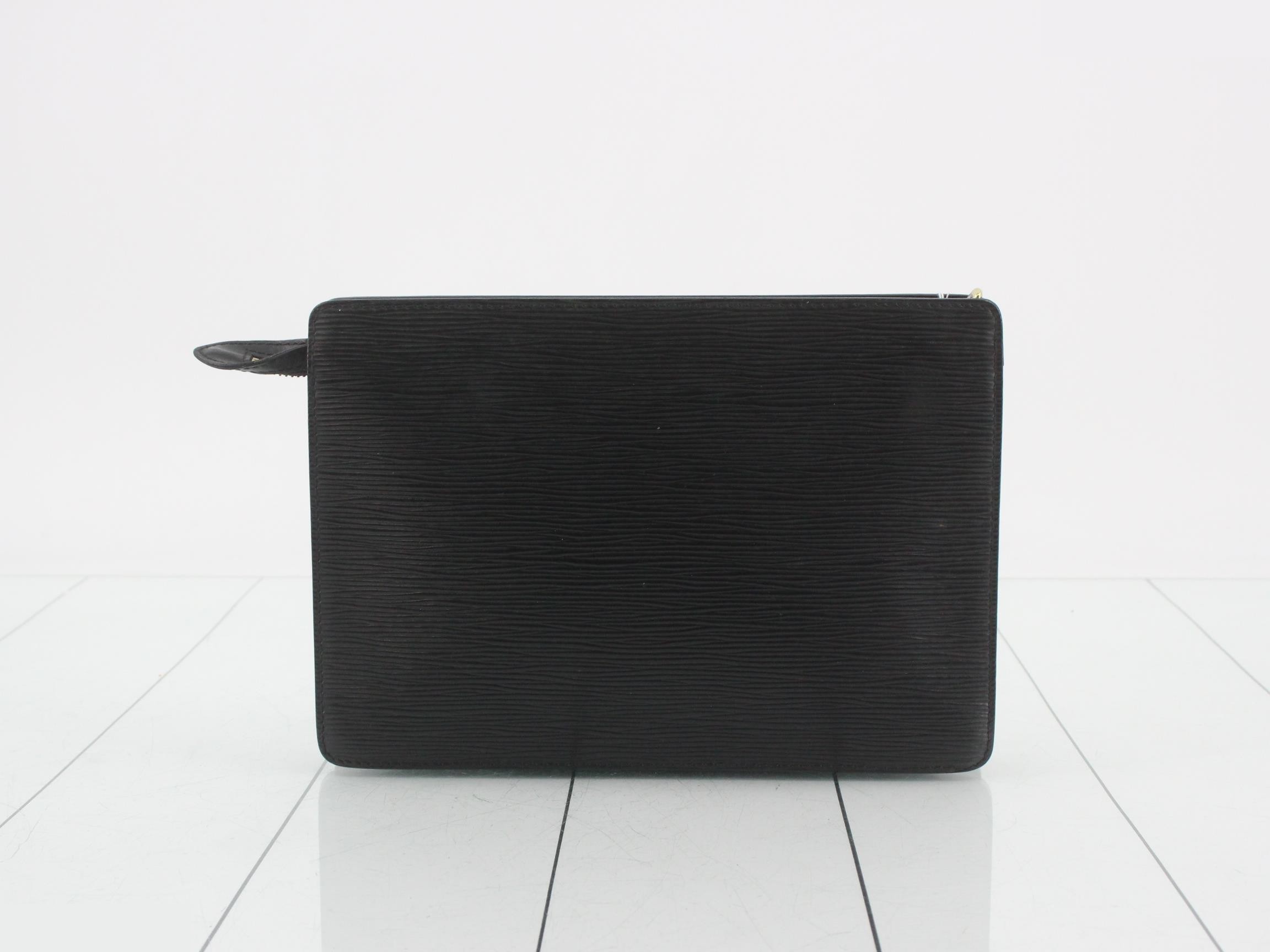 Epi Pochette Homme Second Bag — view 2
