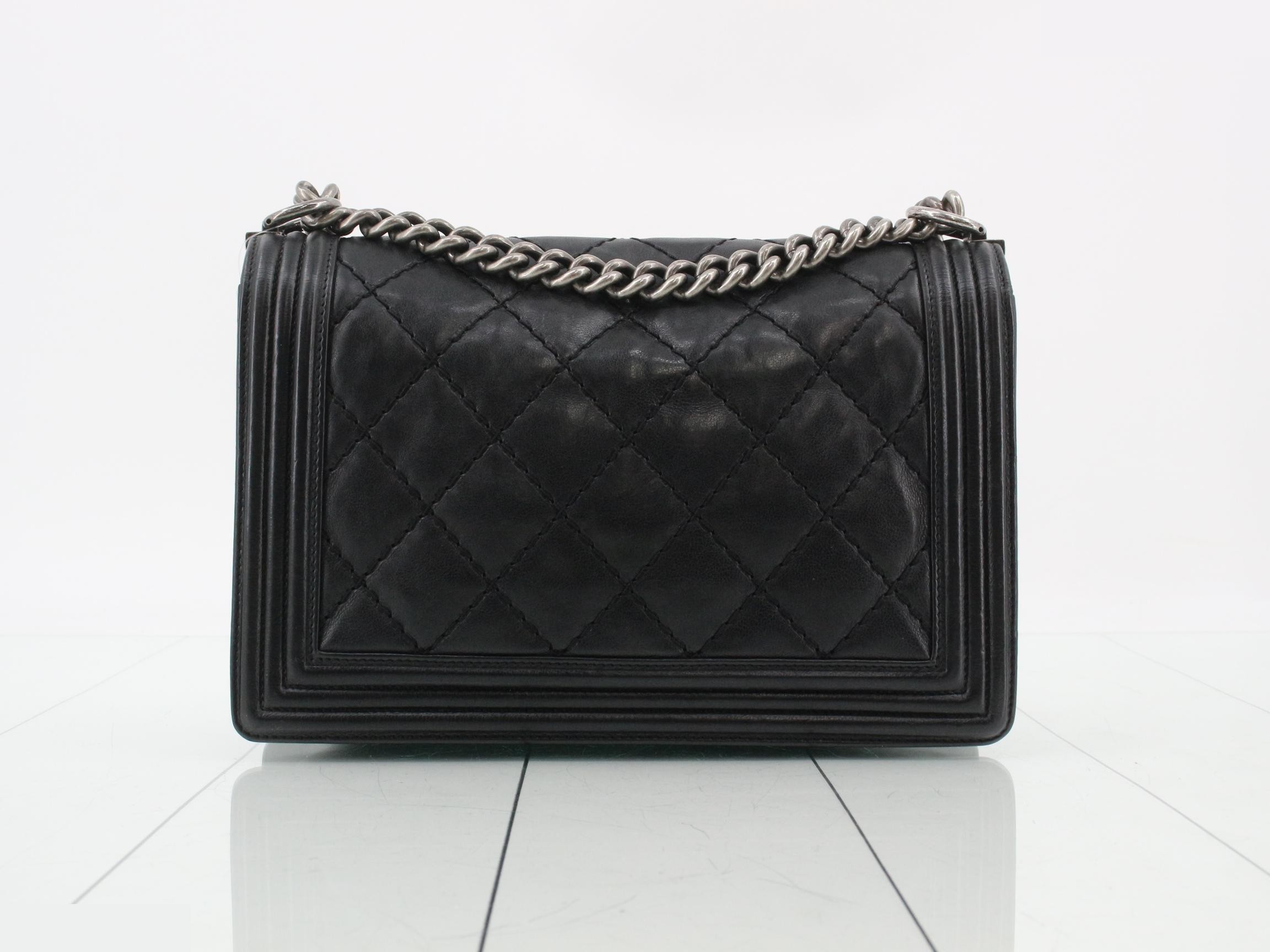 Matelassé (bag) - Shoulder bag — view 2