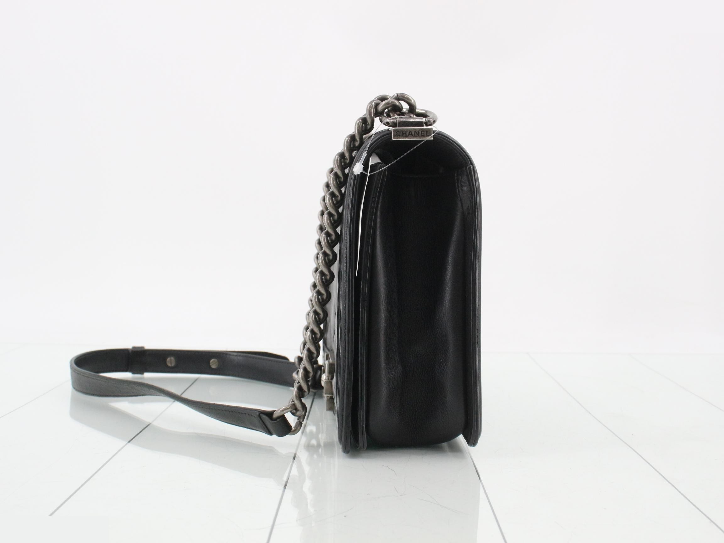 Matelassé (bag) - Shoulder bag — view 3