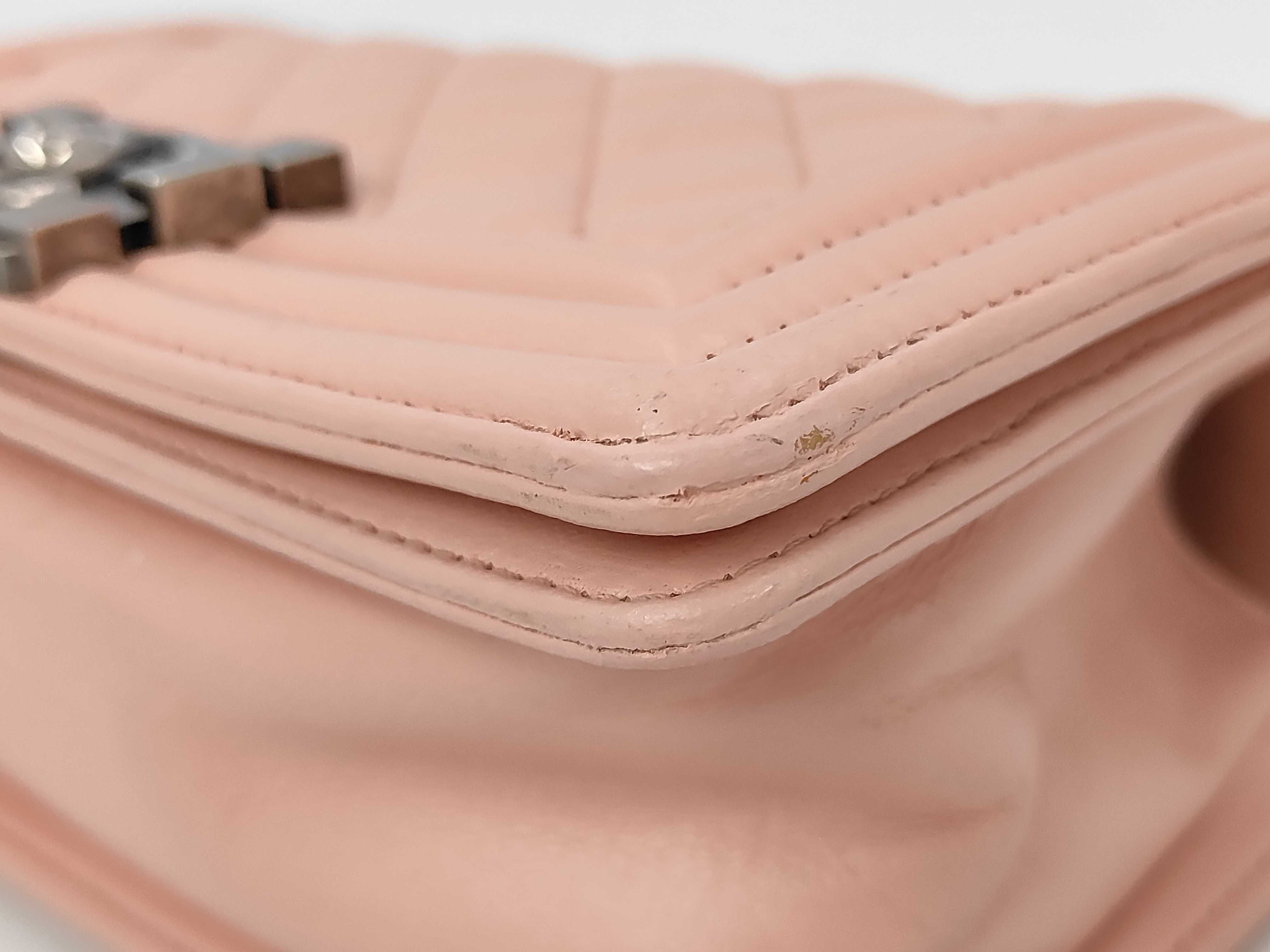Boy Chanel Chain Shoulder Lambskin Shoulder Bag — view 4