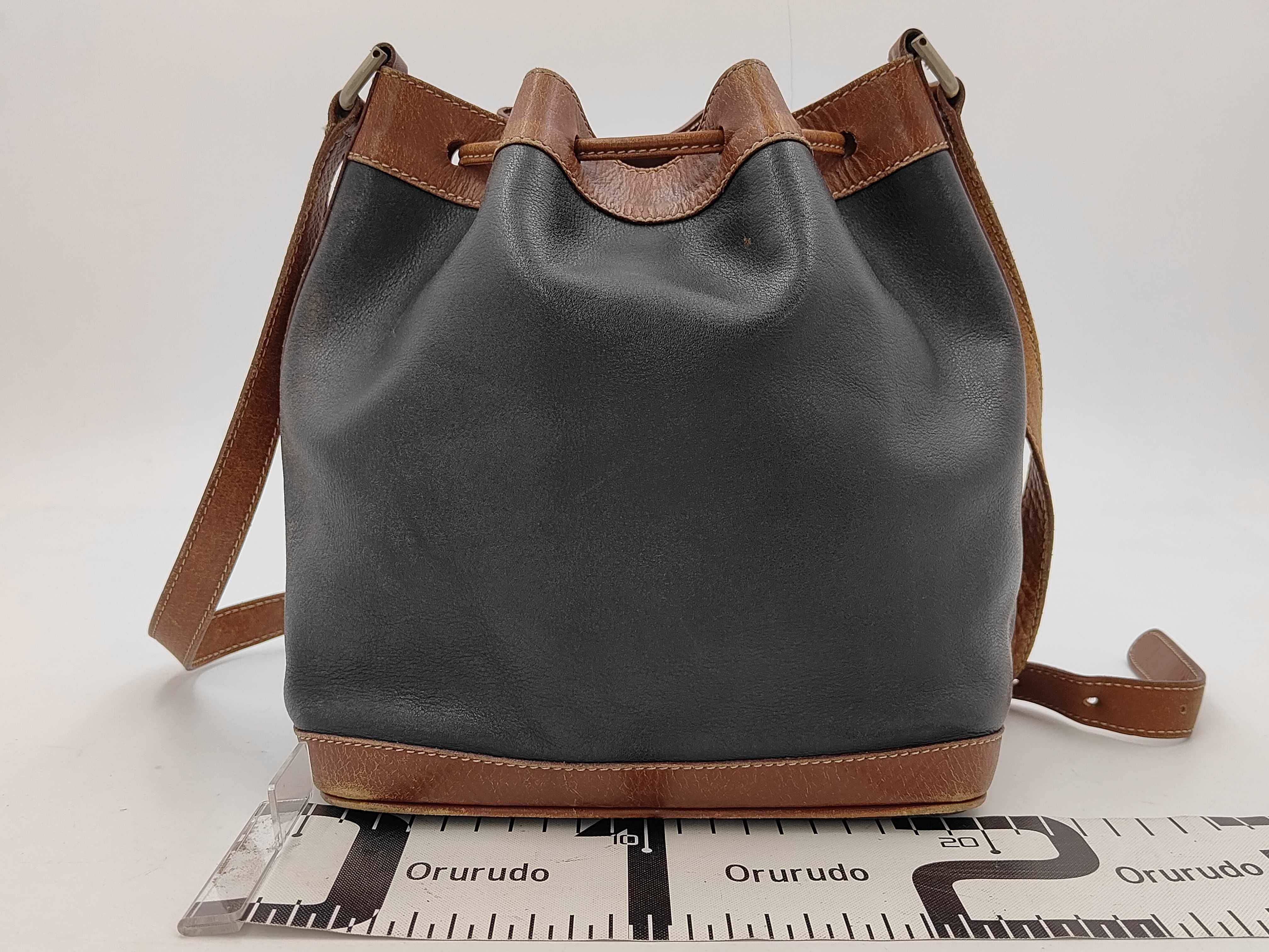 shoulder bag, drawstring bag, shoulder bag — view 2