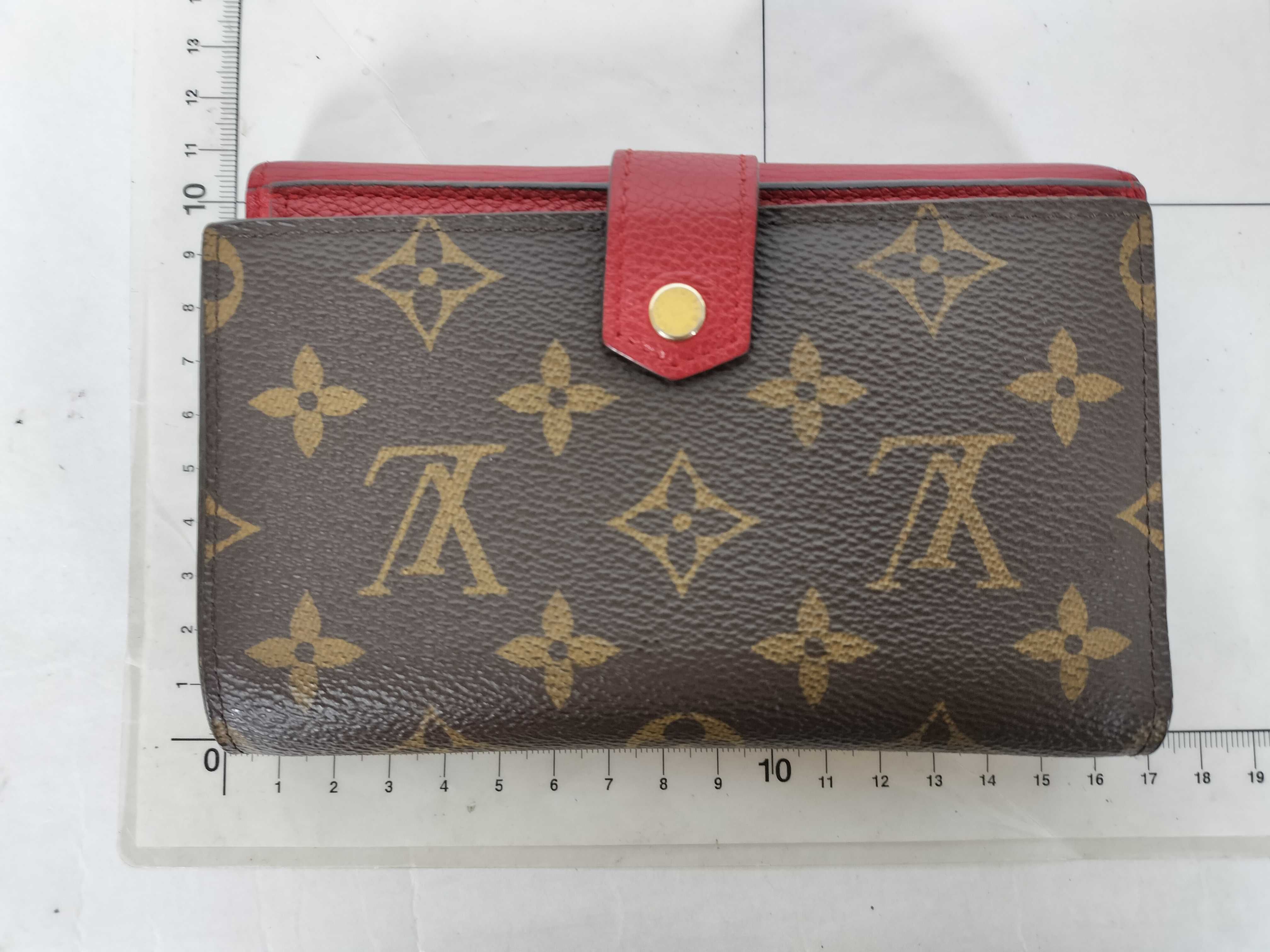 Monogram Louis Vuitton M60140 Wallet — view 2