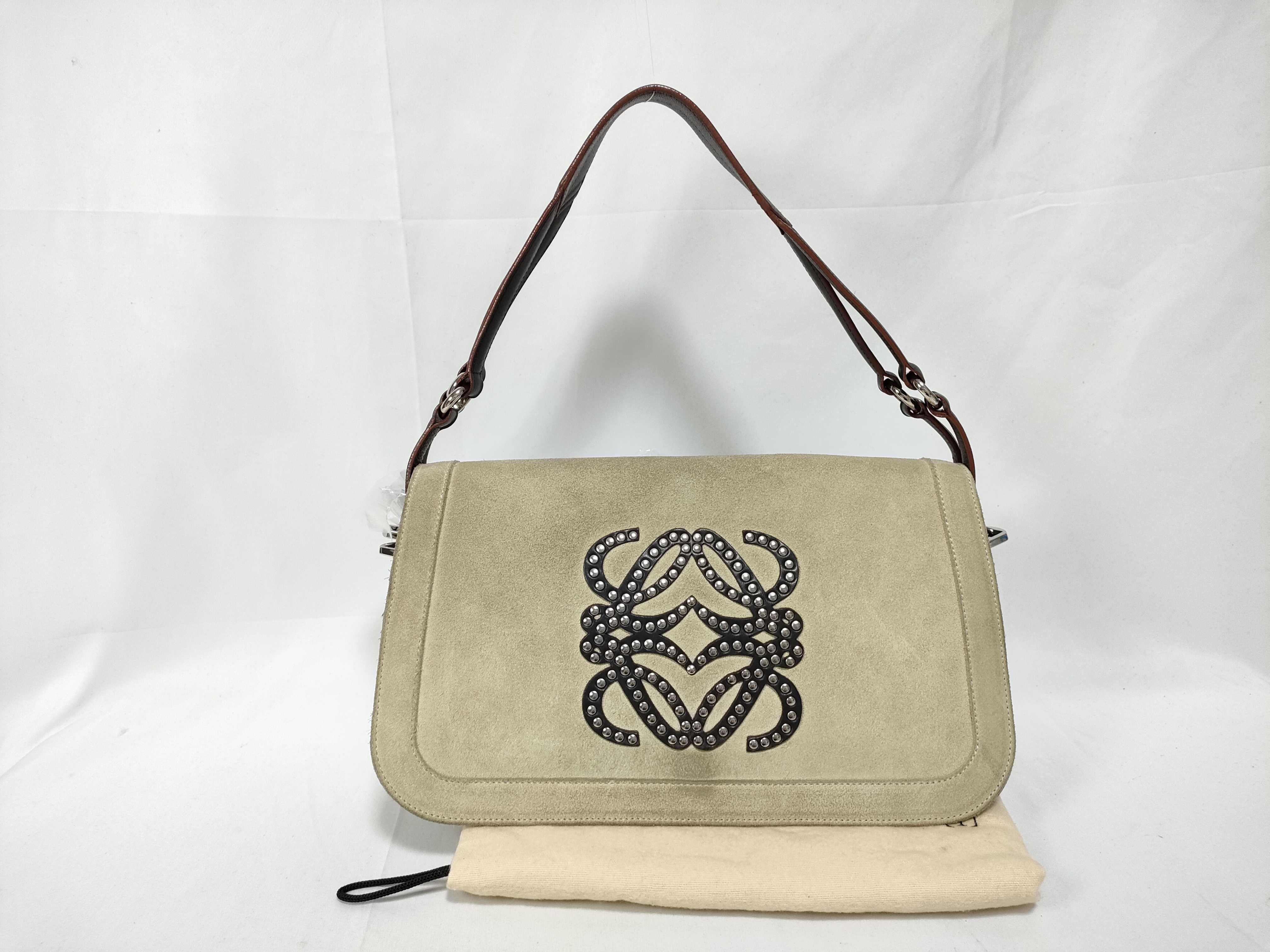 Studded One-Shoulder Bag (Shoulder Bag)