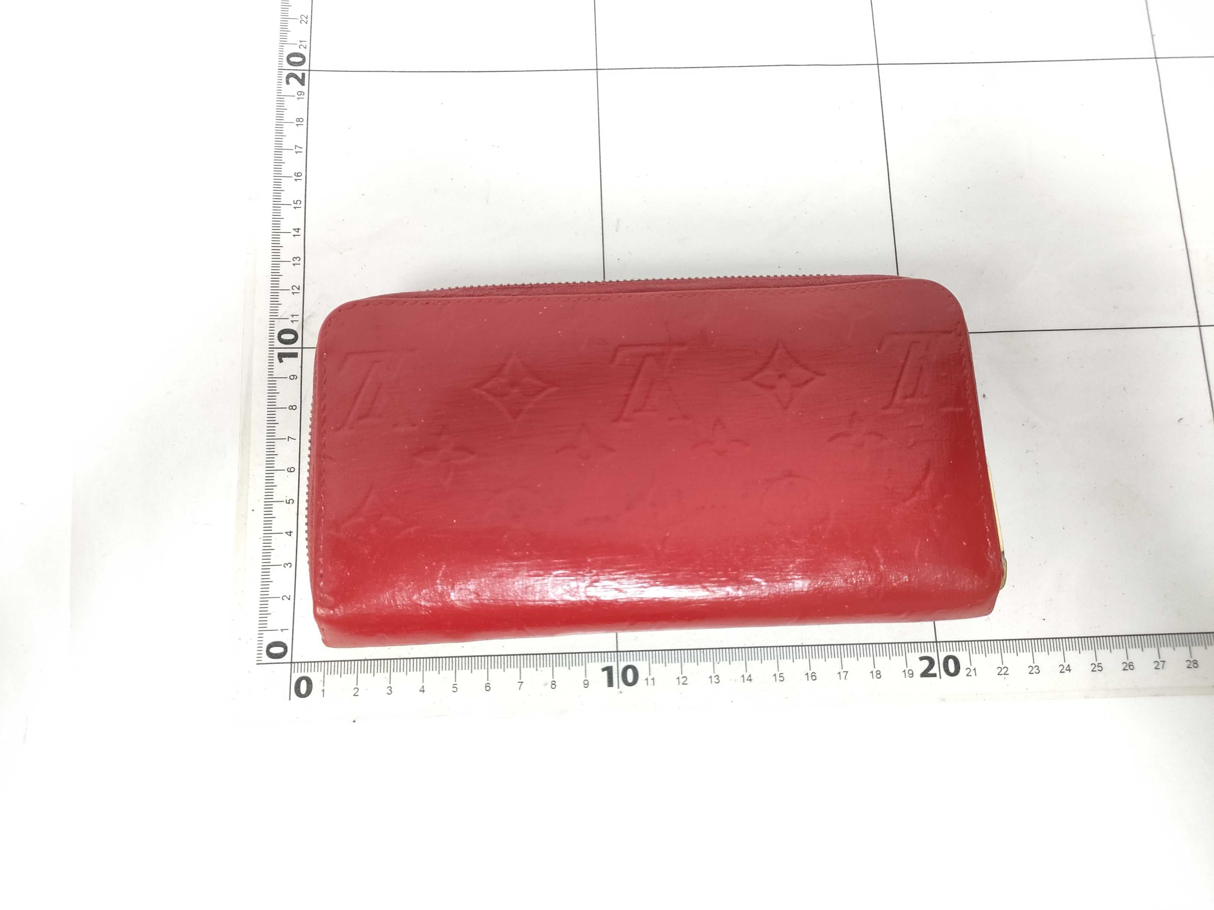 Vernis LV Round Zip Long Wallet Red Wallet — view 2