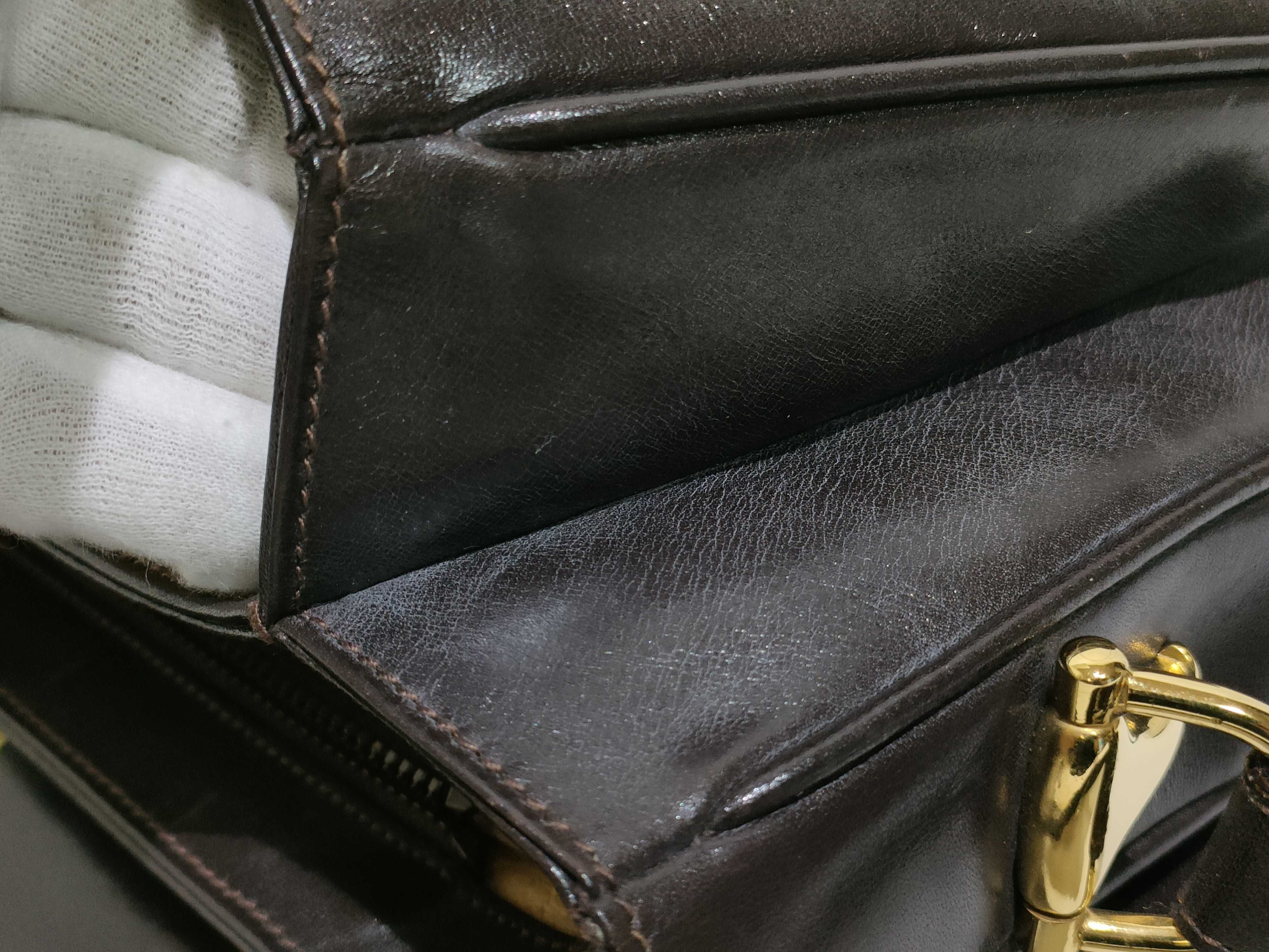 Old Leather Shoulder Bag — view 13