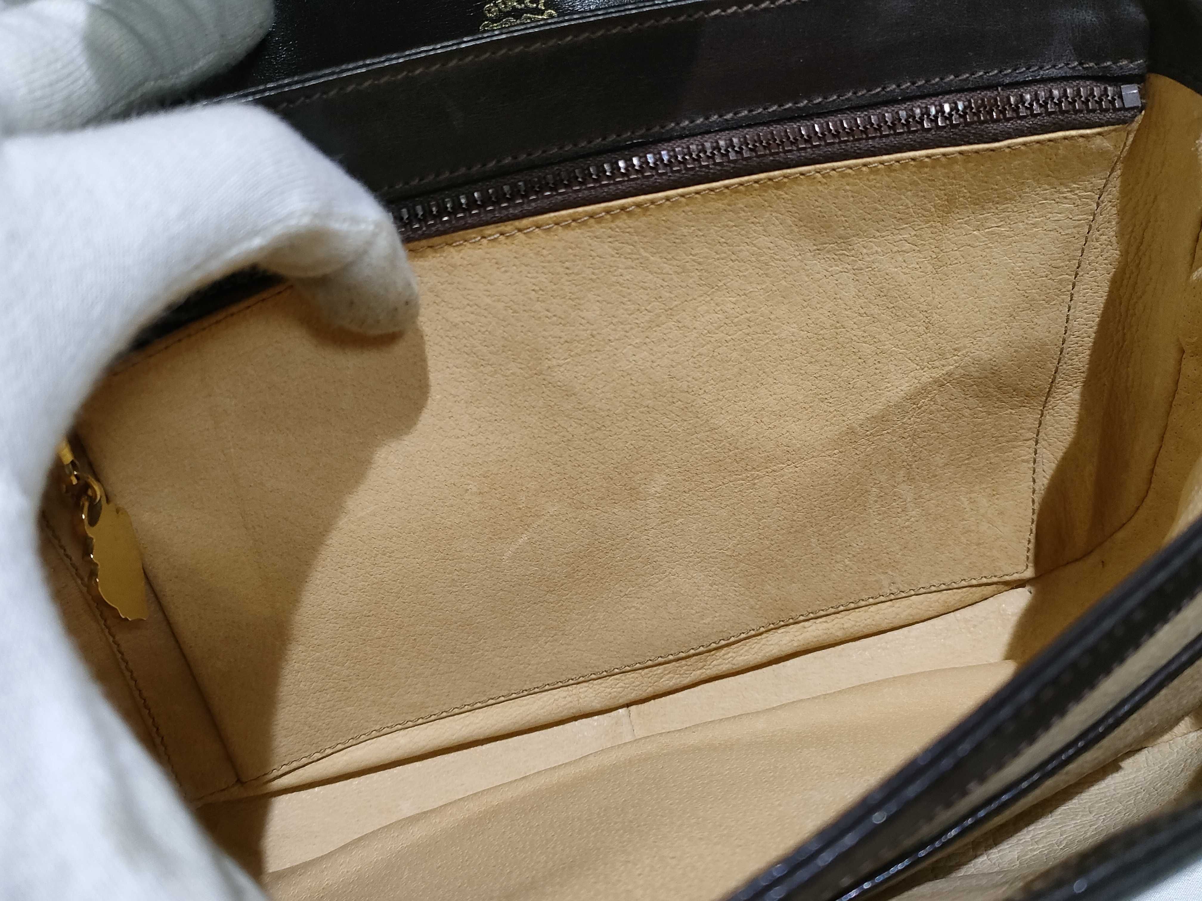 Old Leather Shoulder Bag — view 8