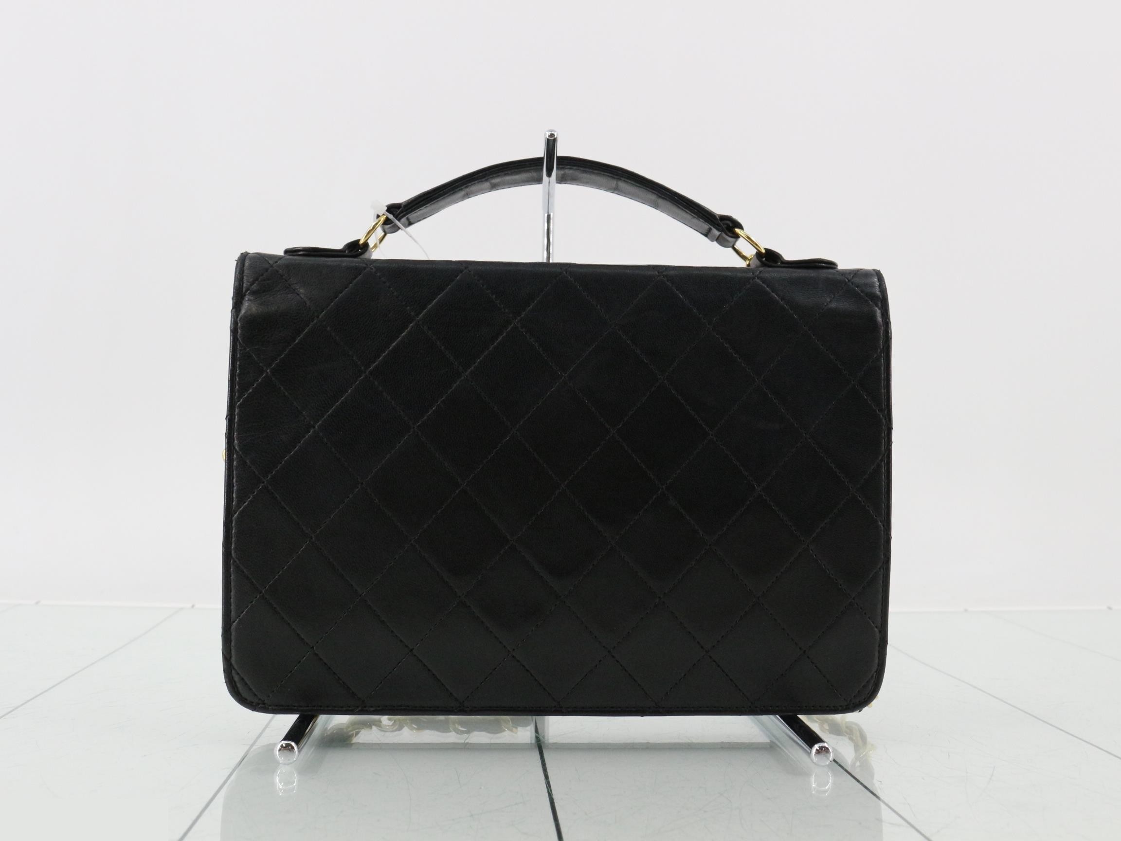 Matelassé Double Turnlock 2-Way Shoulder Bag, Unit 1 — view 2