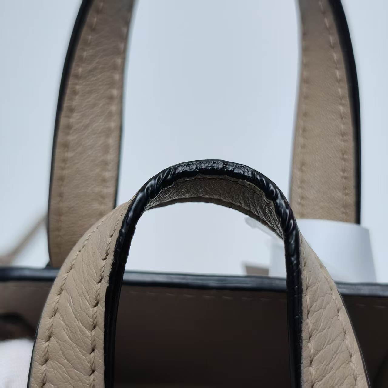 【*Shipped from: China*】LOEWE Hammock Leather Handbag — view 9