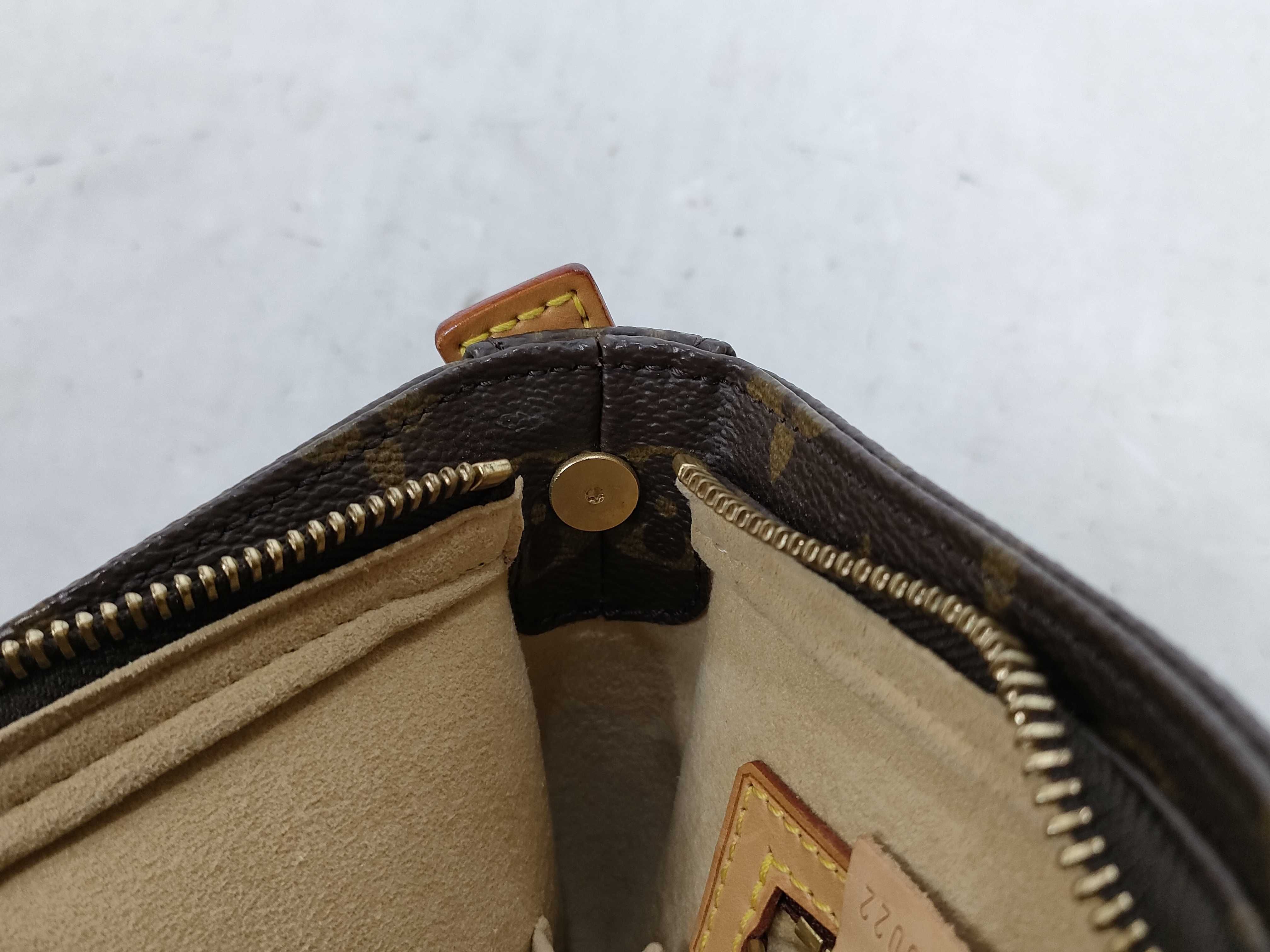 Monogram Looping MM M51146 FL0022 Handbag — view 9