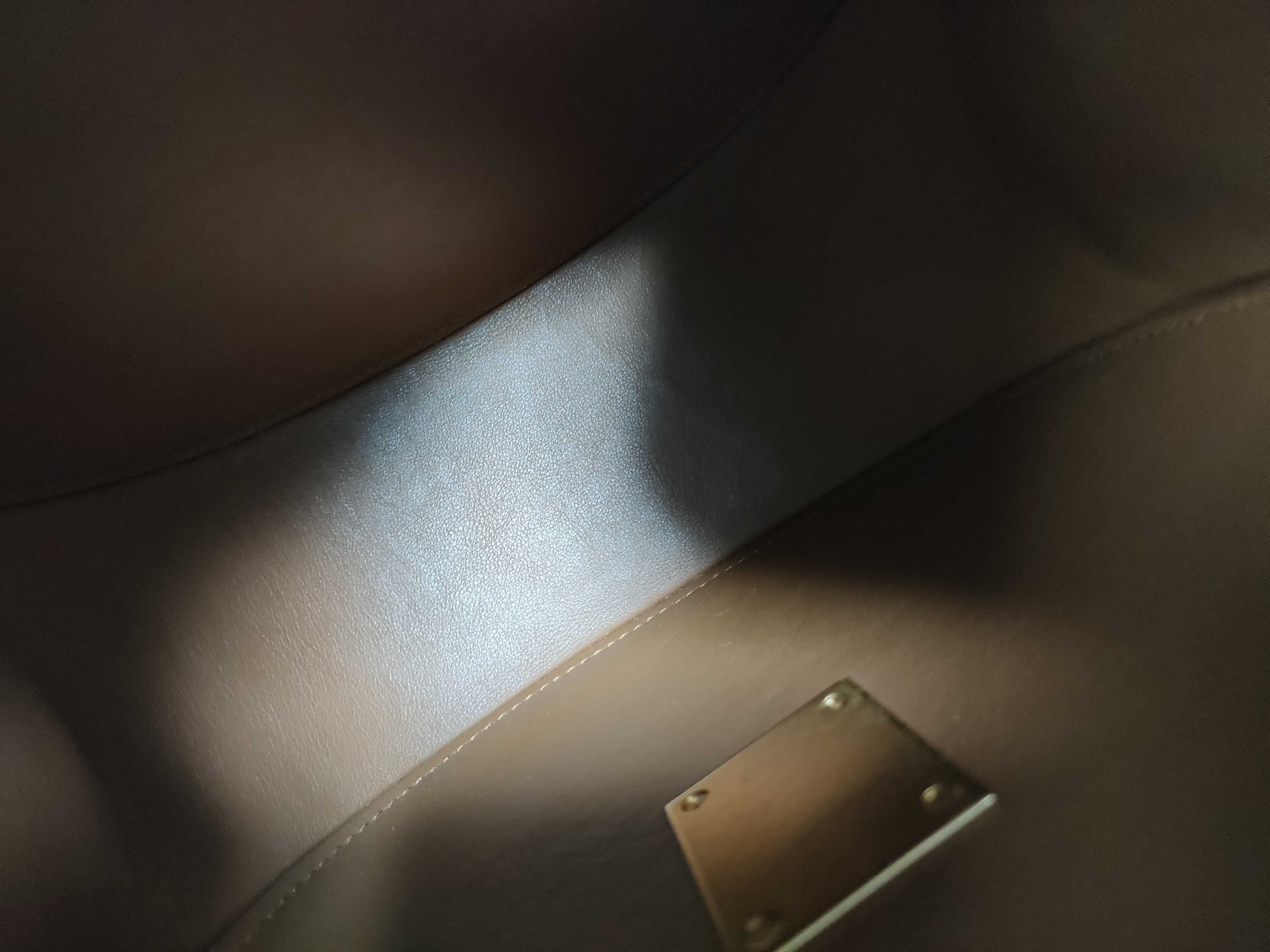 Palmerato Leather Shoulder Bag — view 13