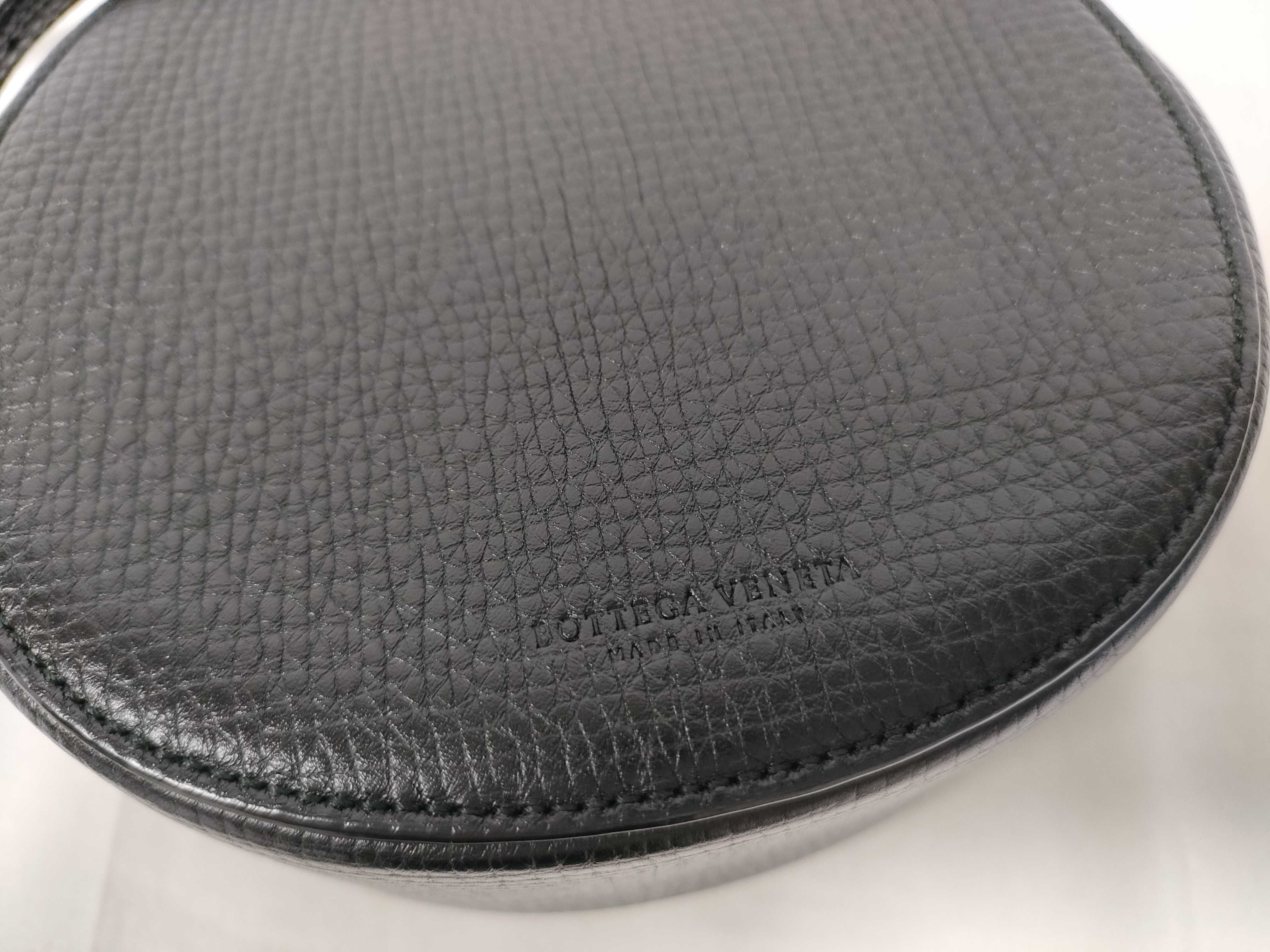 Palmerato Leather Shoulder Bag — view 14