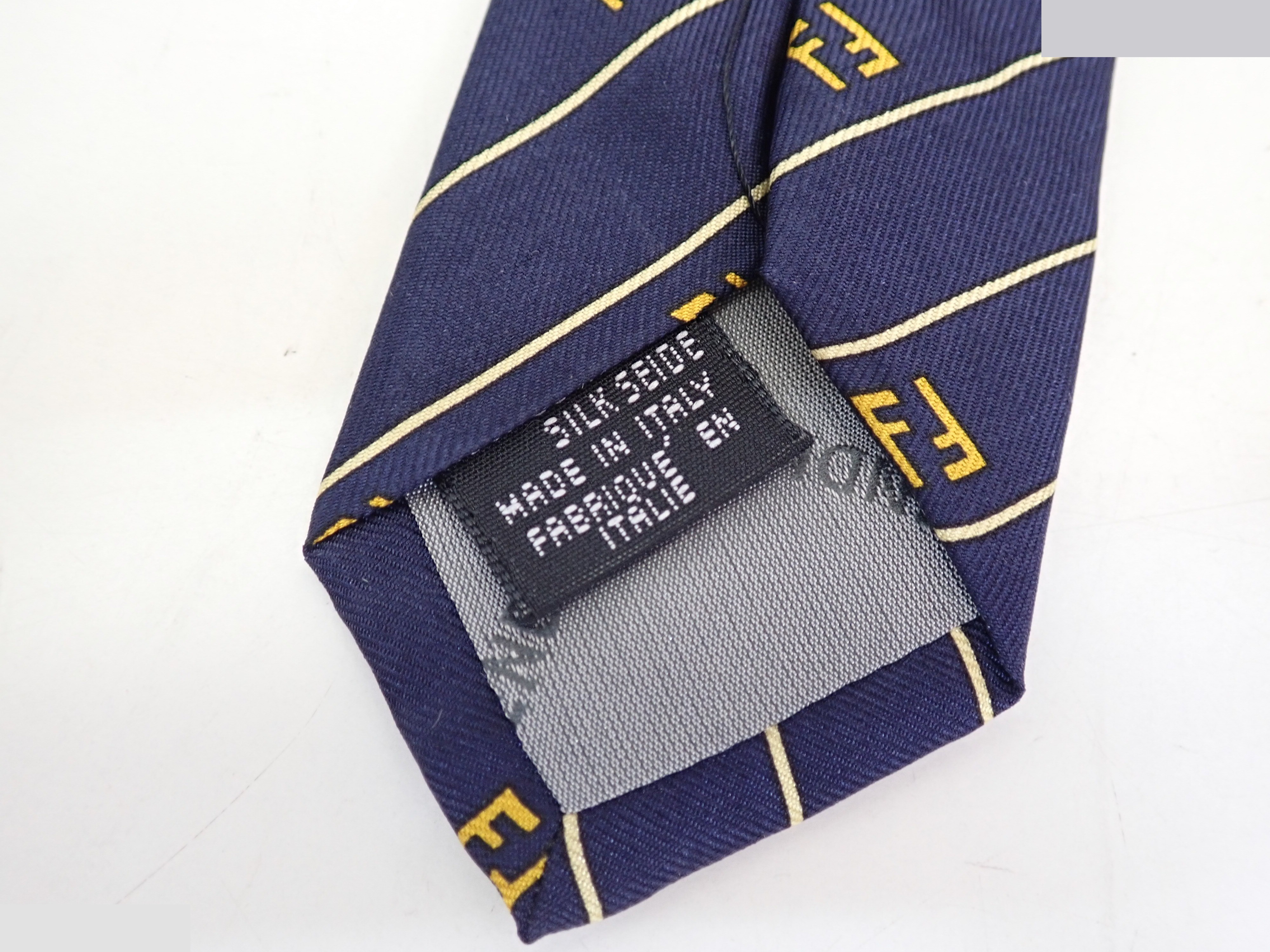 Unused necktie — view 4