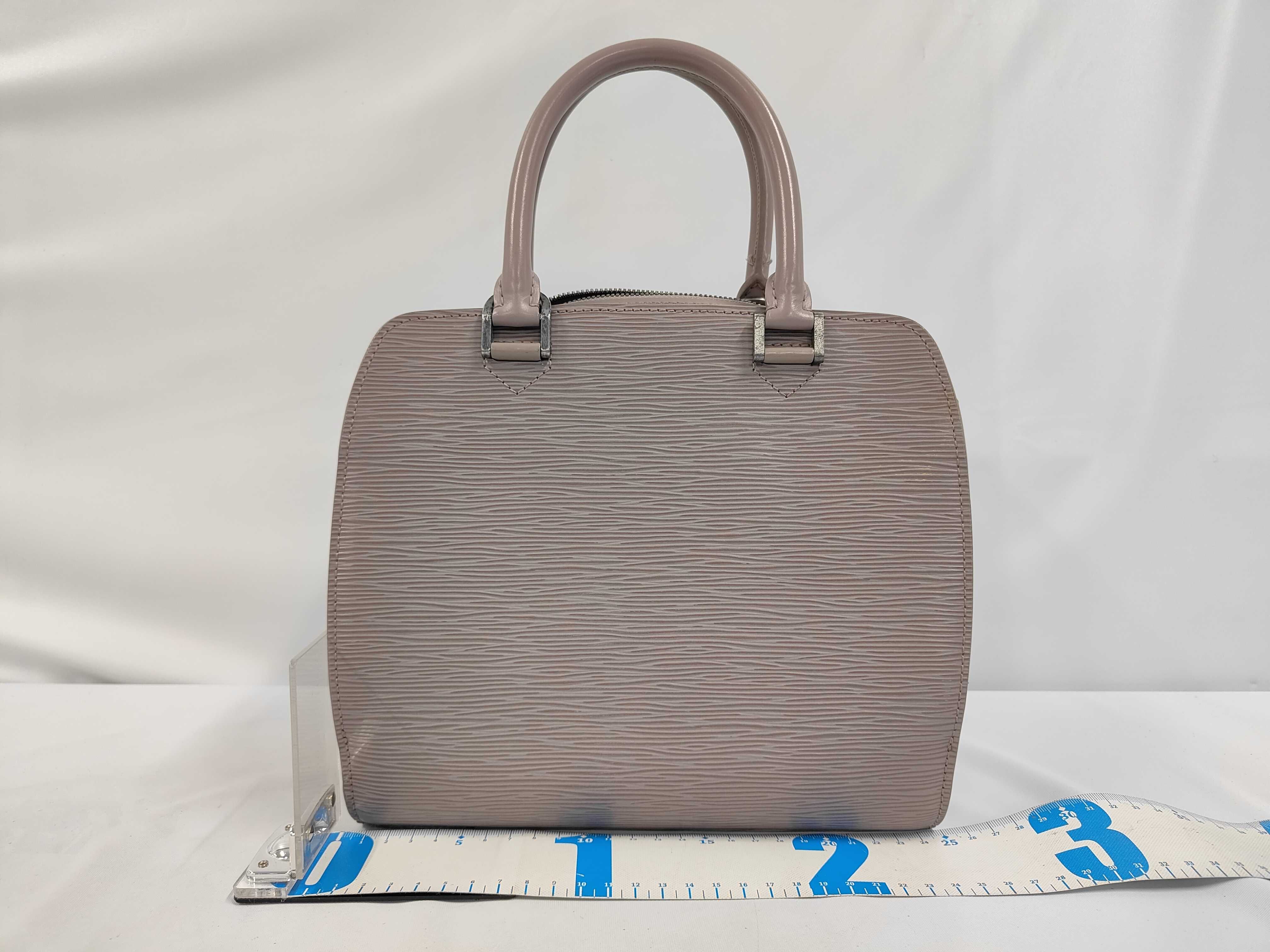 LV Epi Pont Neuf M5205B Handbag — view 2
