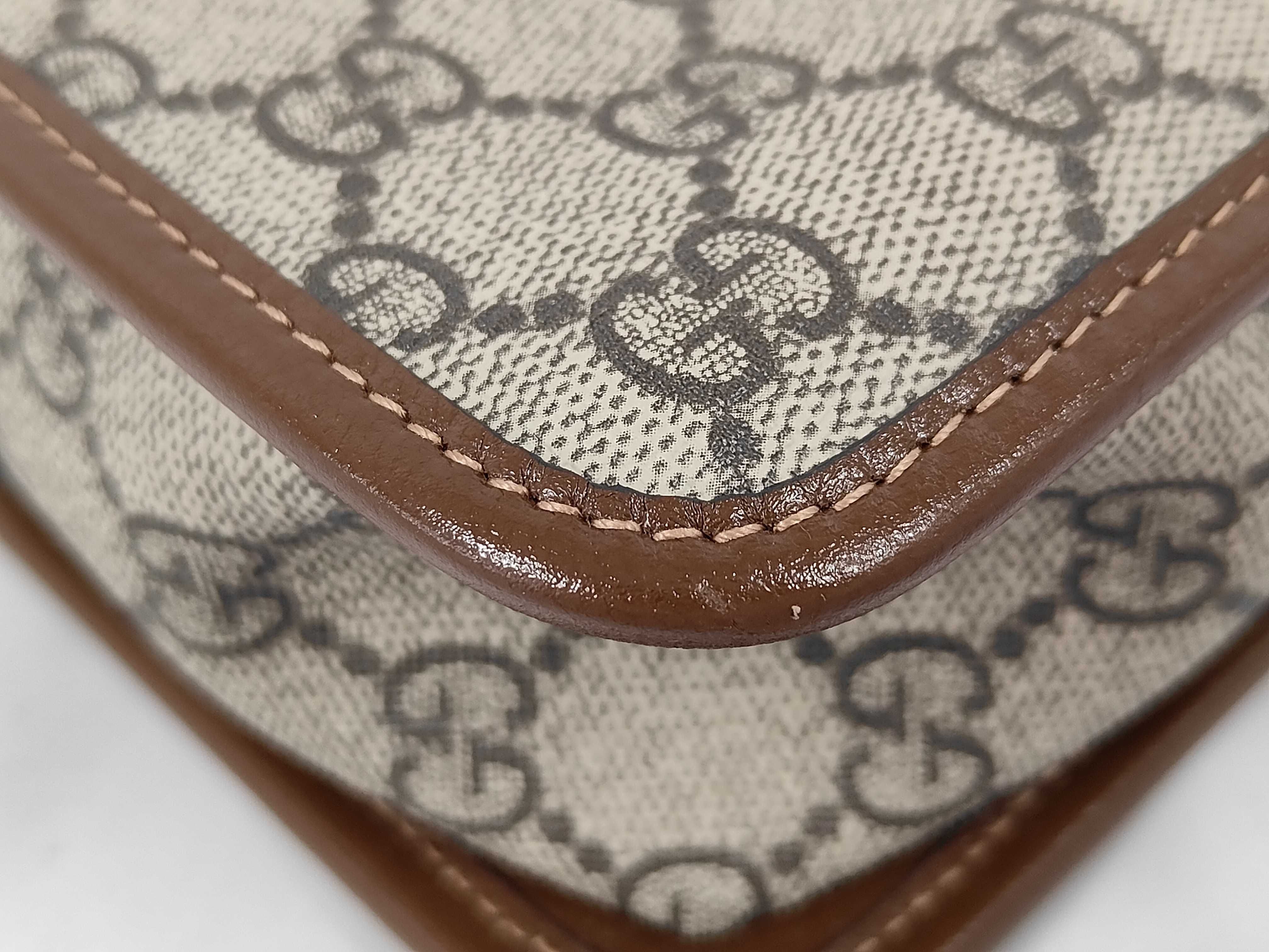 GG Supreme Leather Shoulder Bag — view 3
