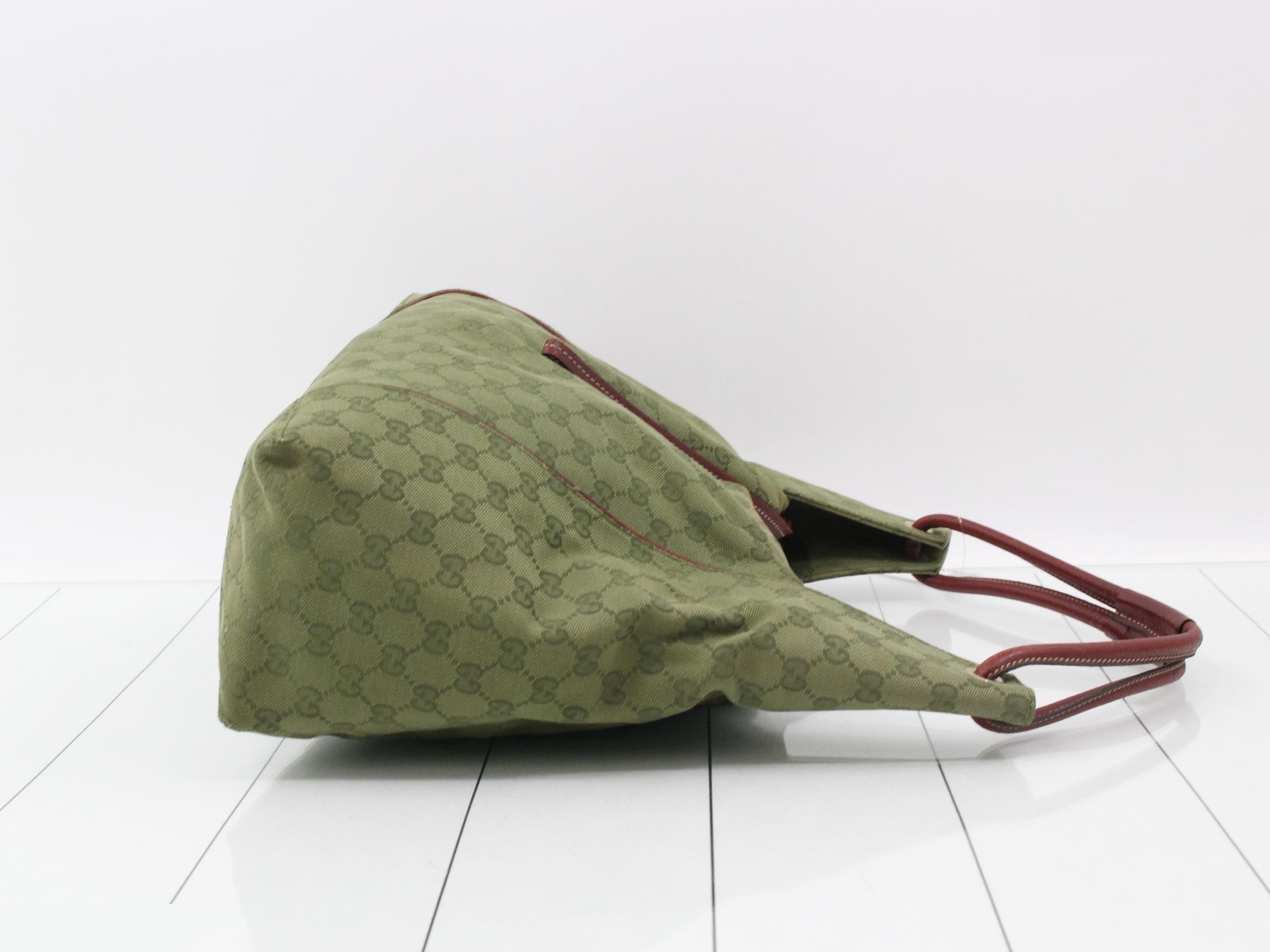 GG Canvas (Bag) - One-Shoulder Bag — view 3