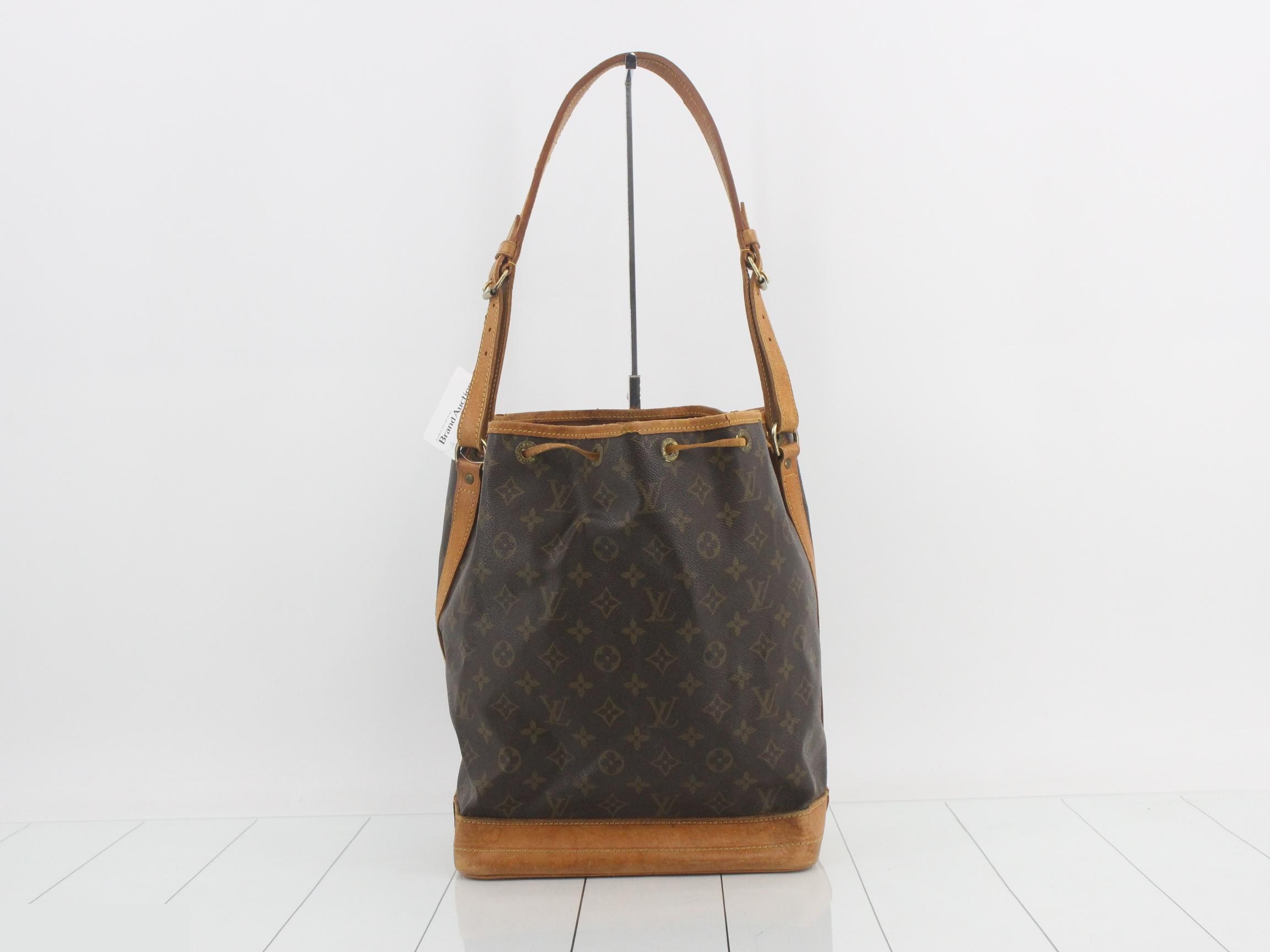 Noe Monogram Shoulder Bag — view 2