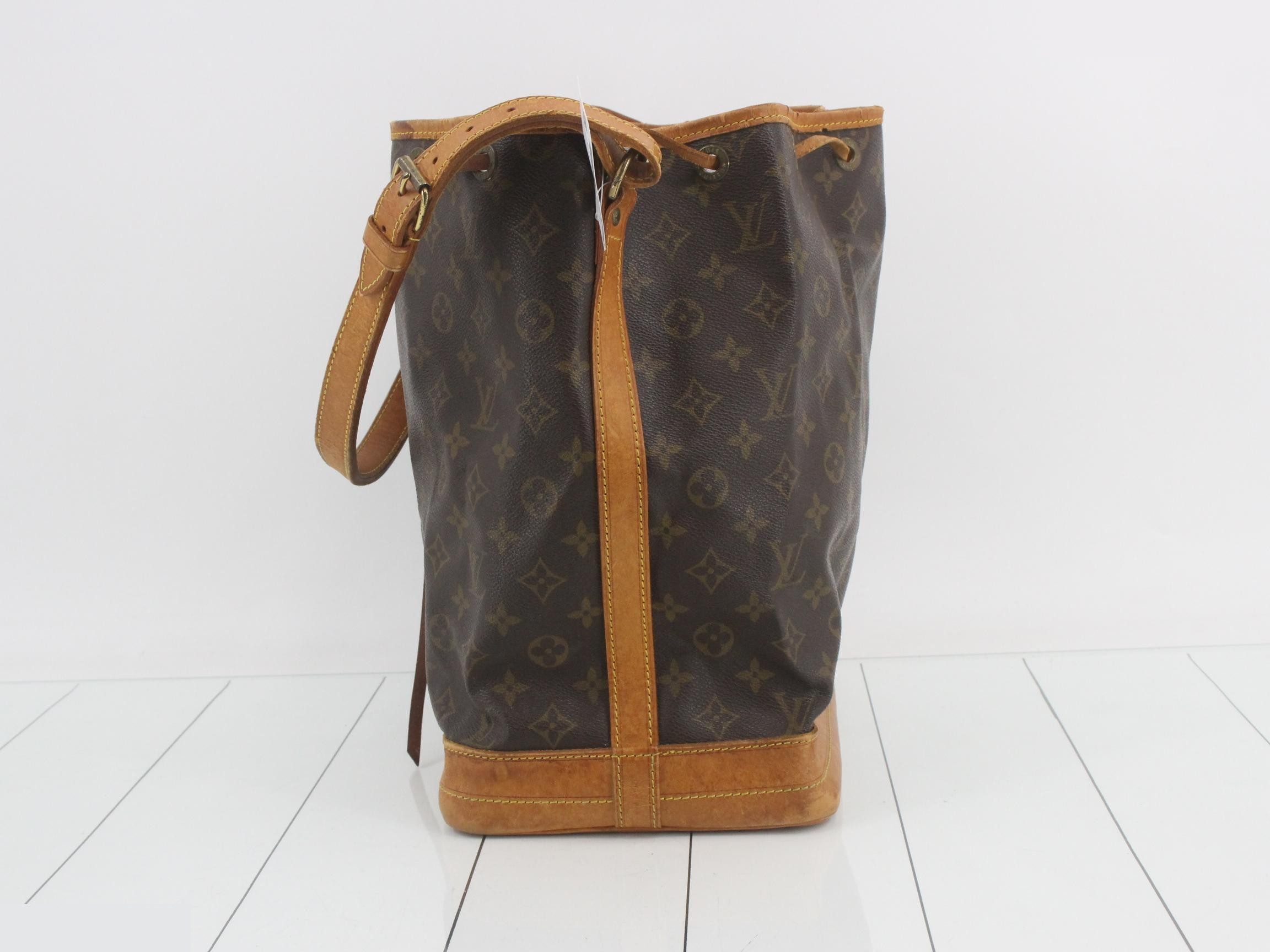 Noe Monogram Shoulder Bag — view 3
