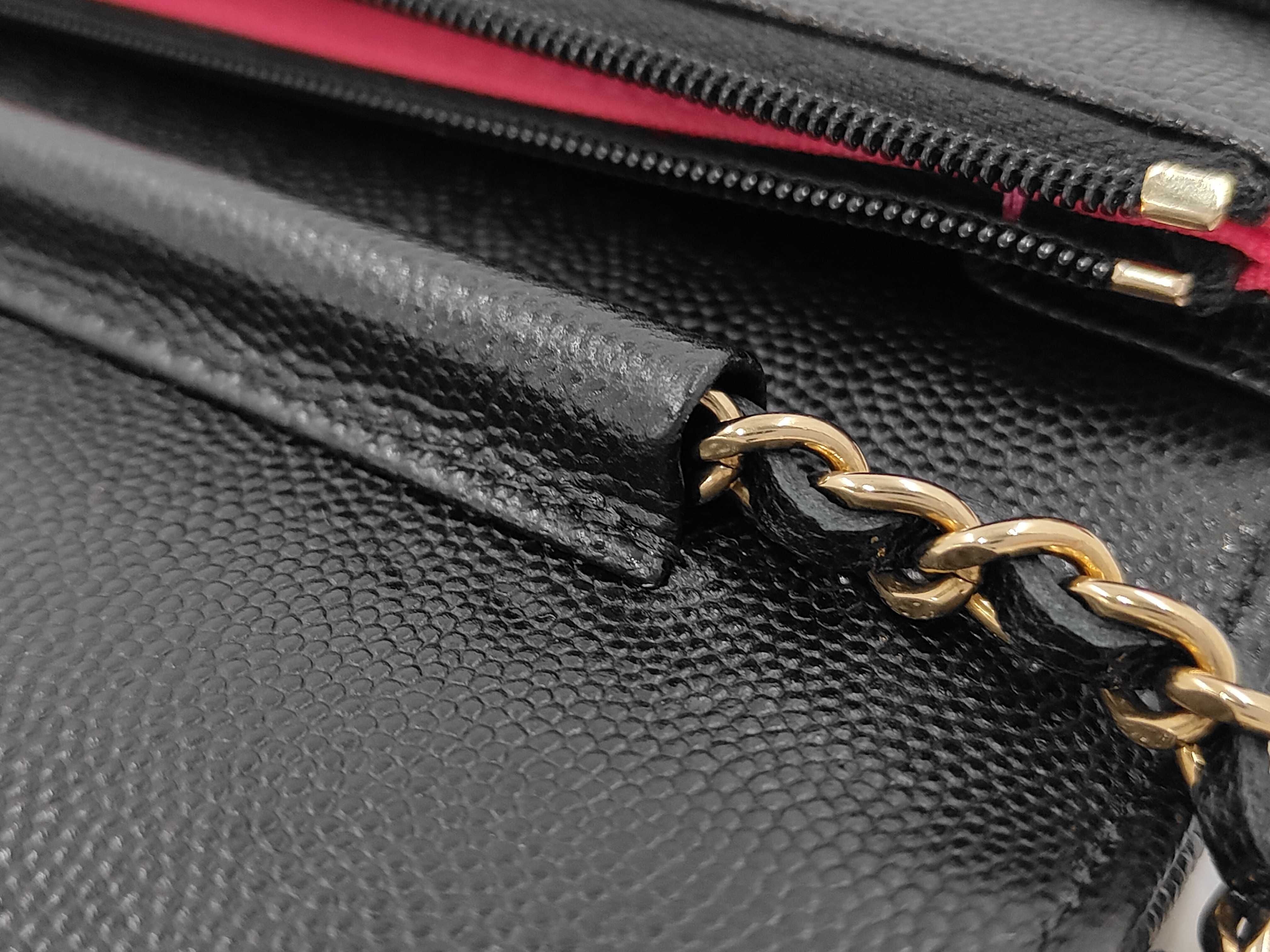 Matelassé Caviar Skin Chain Shoulder Bag — view 10