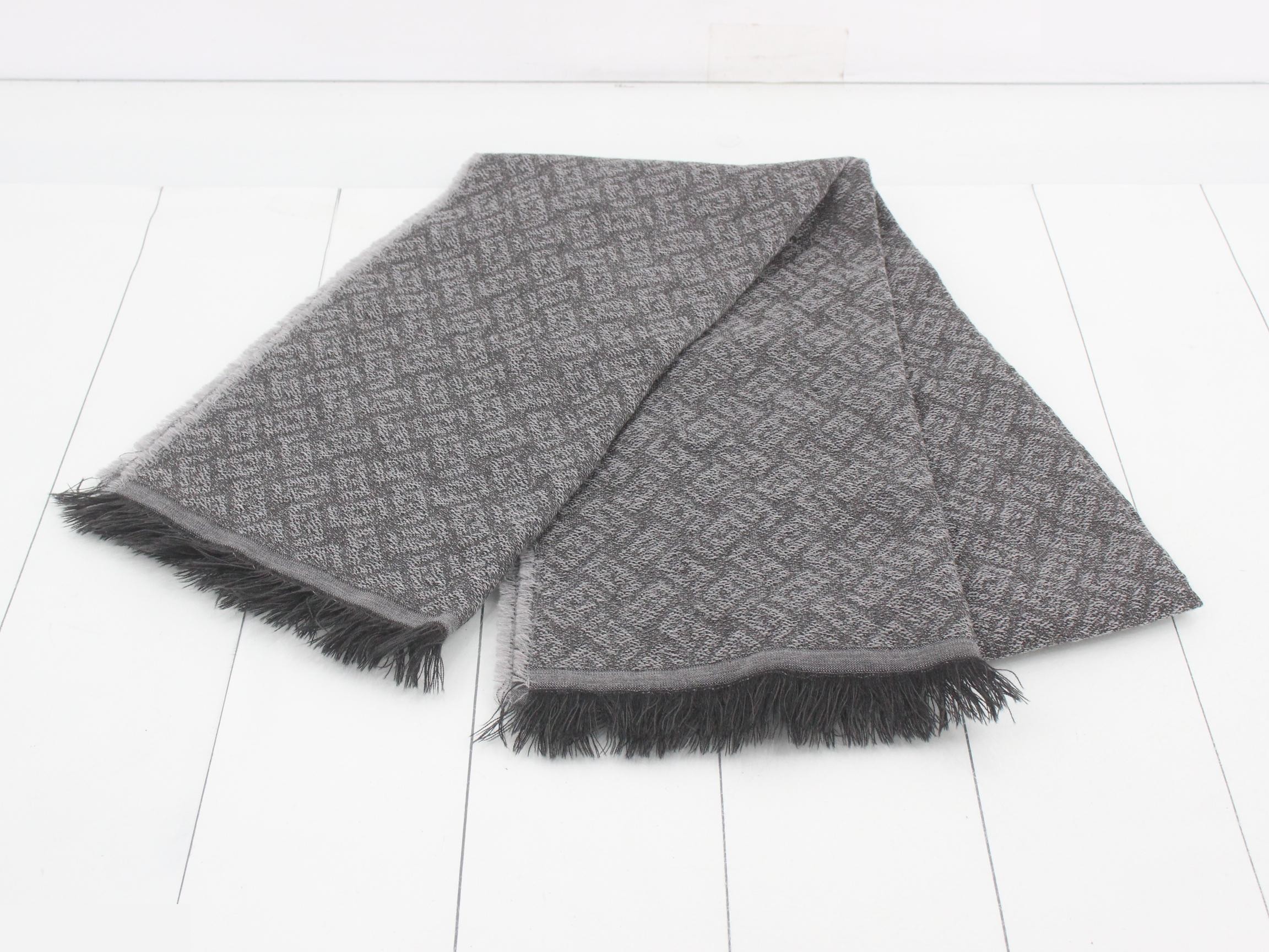 ZUCCA scarf with tag — view 2