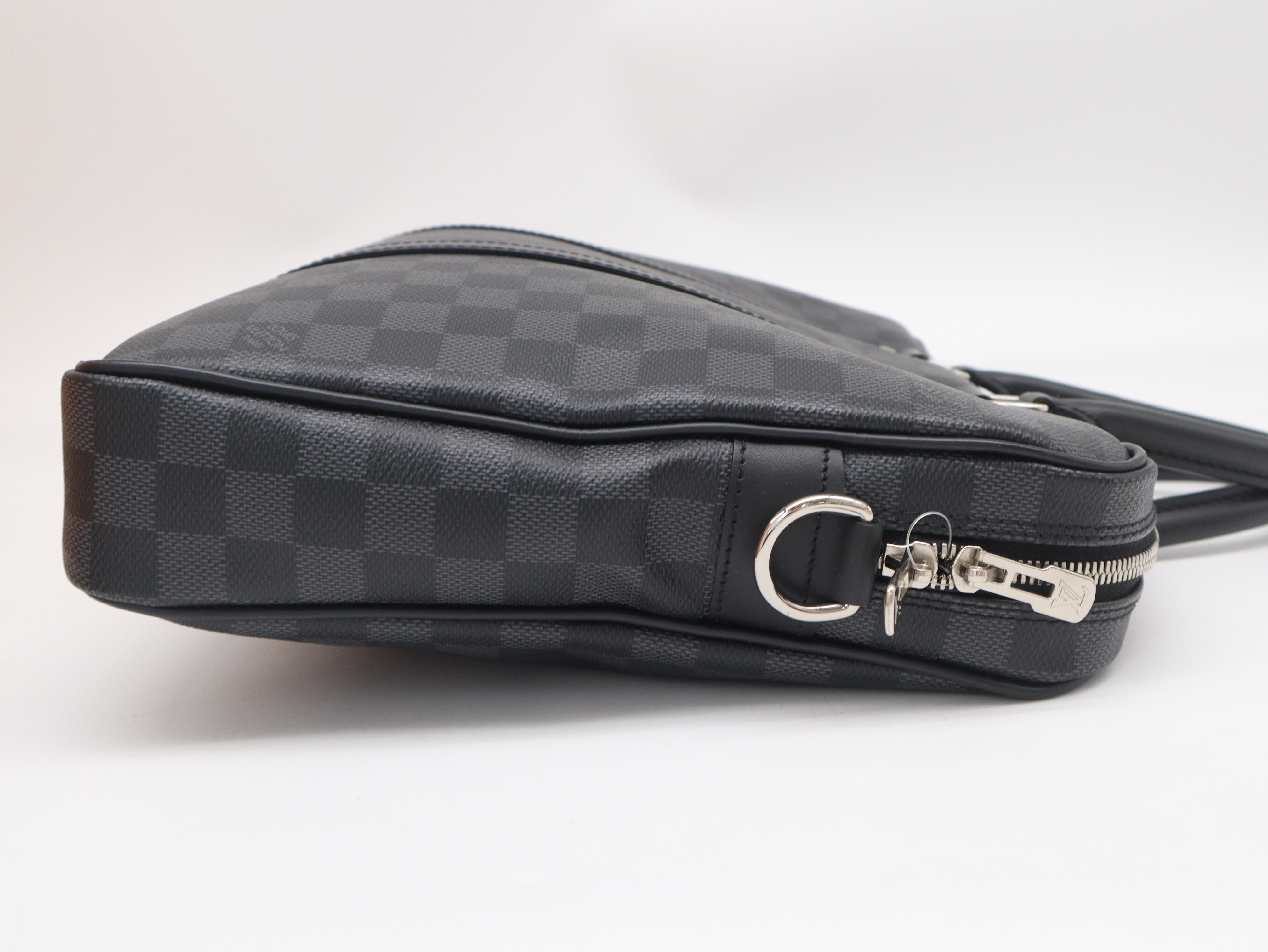 N41478 Damier Graphite Porte Documents Voyage PM Business Bag (RFID detected, includes shoulder strap, padlock, 2 keys, box, and dust bag) — view 4
