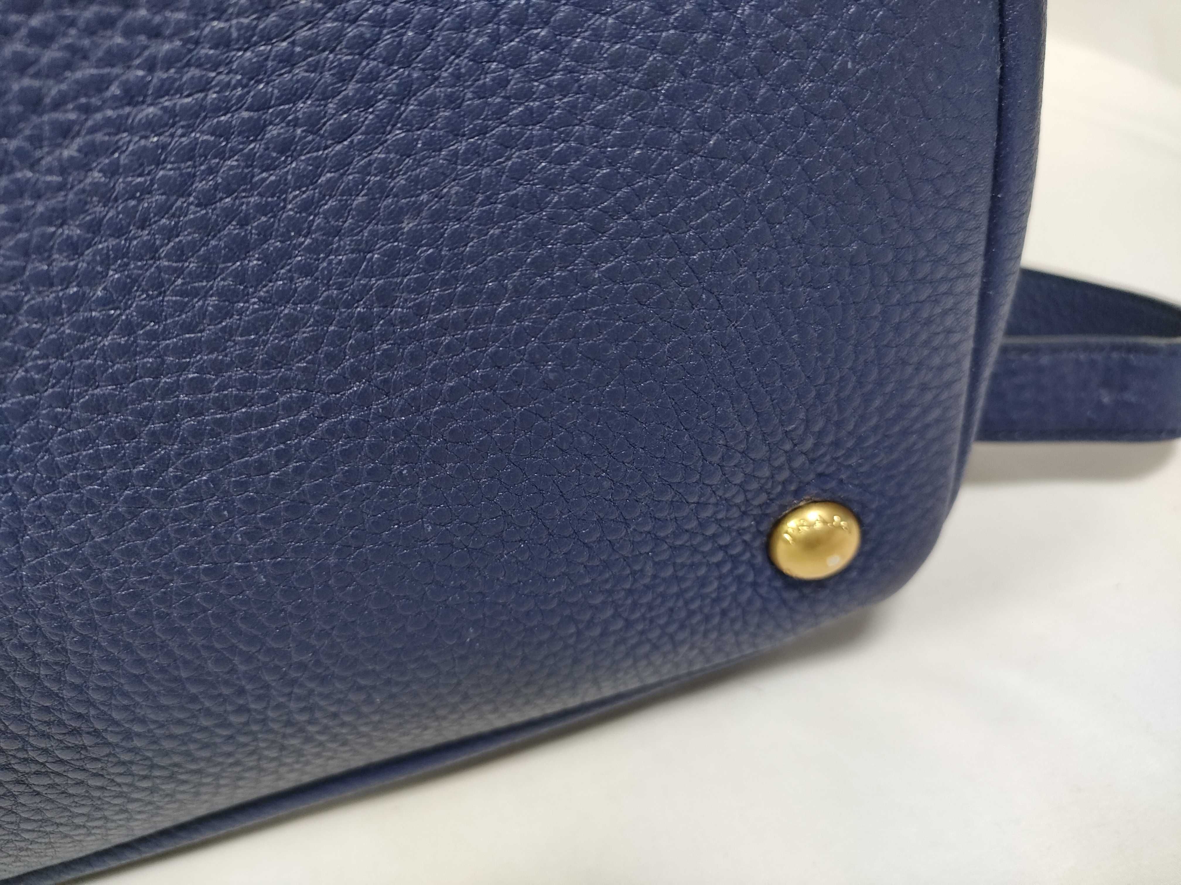 Vitello Daino Blue Handbag — view 4