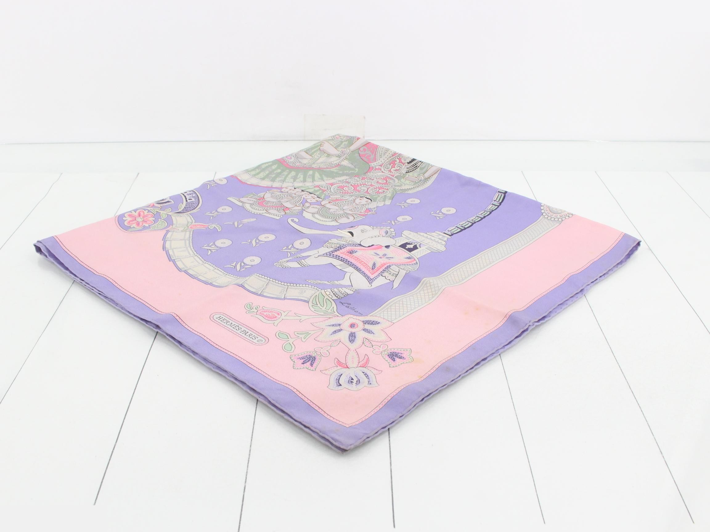 Two Carré scarves (bundle) — view 2