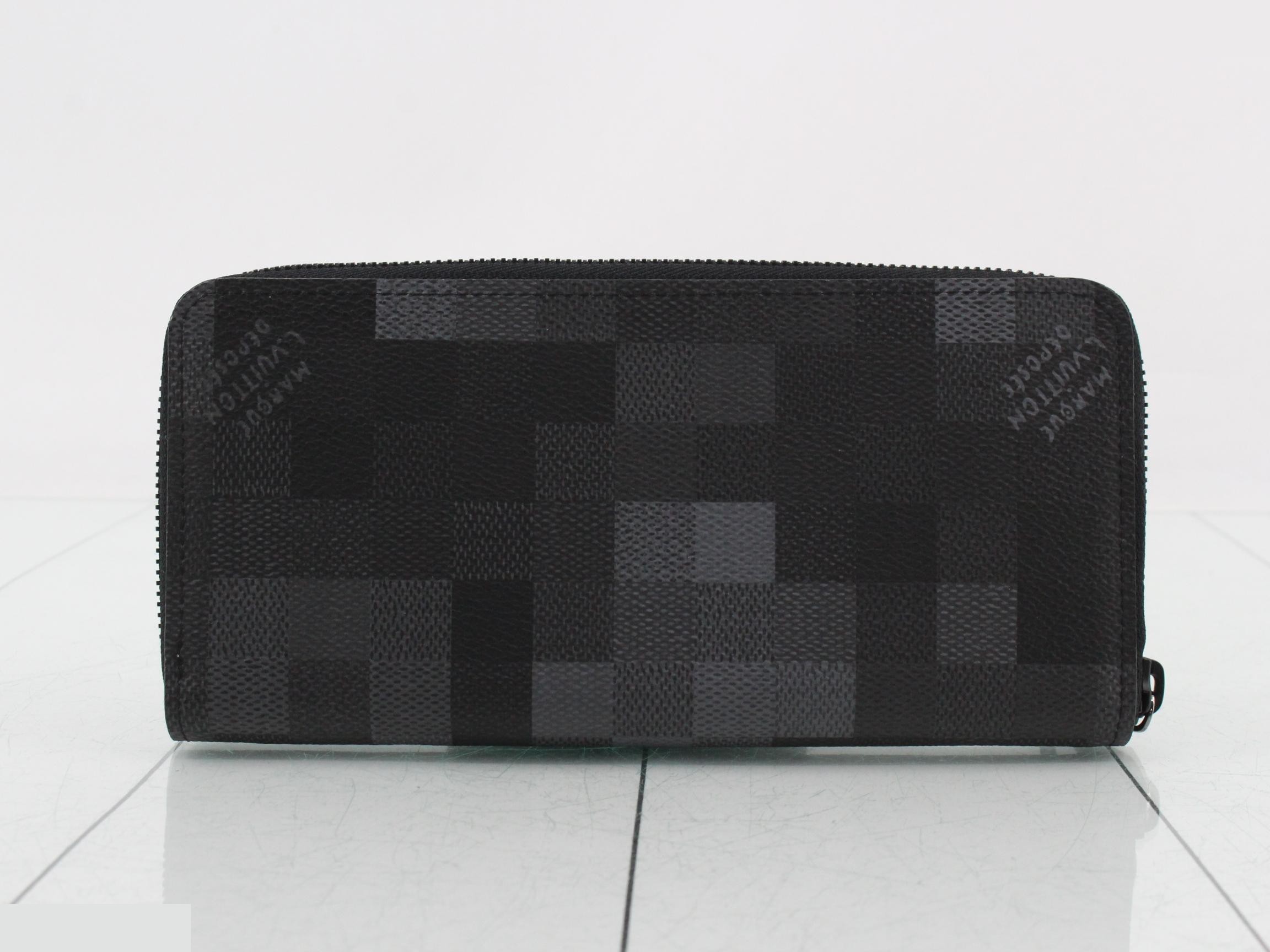 Horizontal Zippy Wallet — view 2