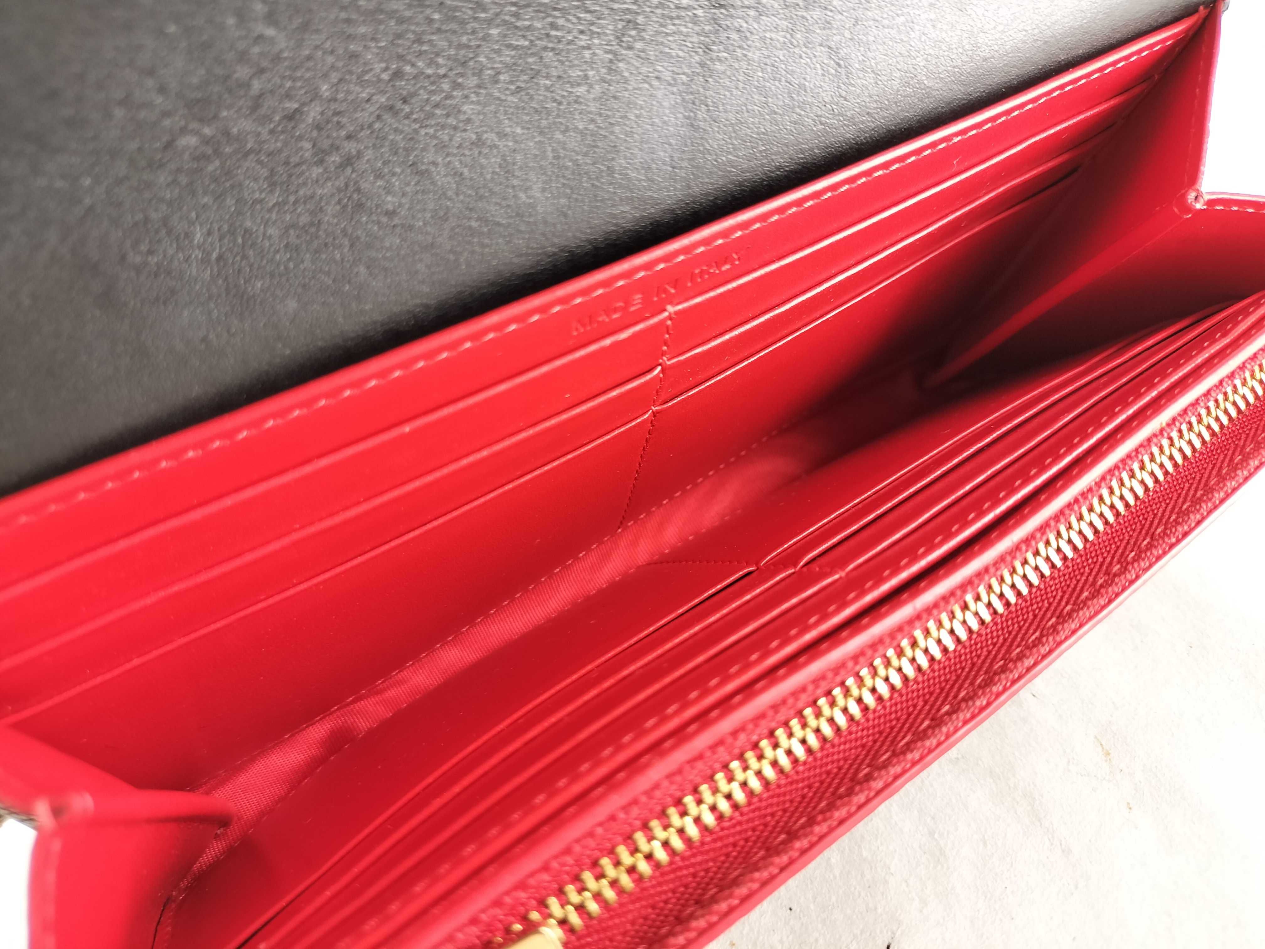 Chain Shoulder Bag — view 11