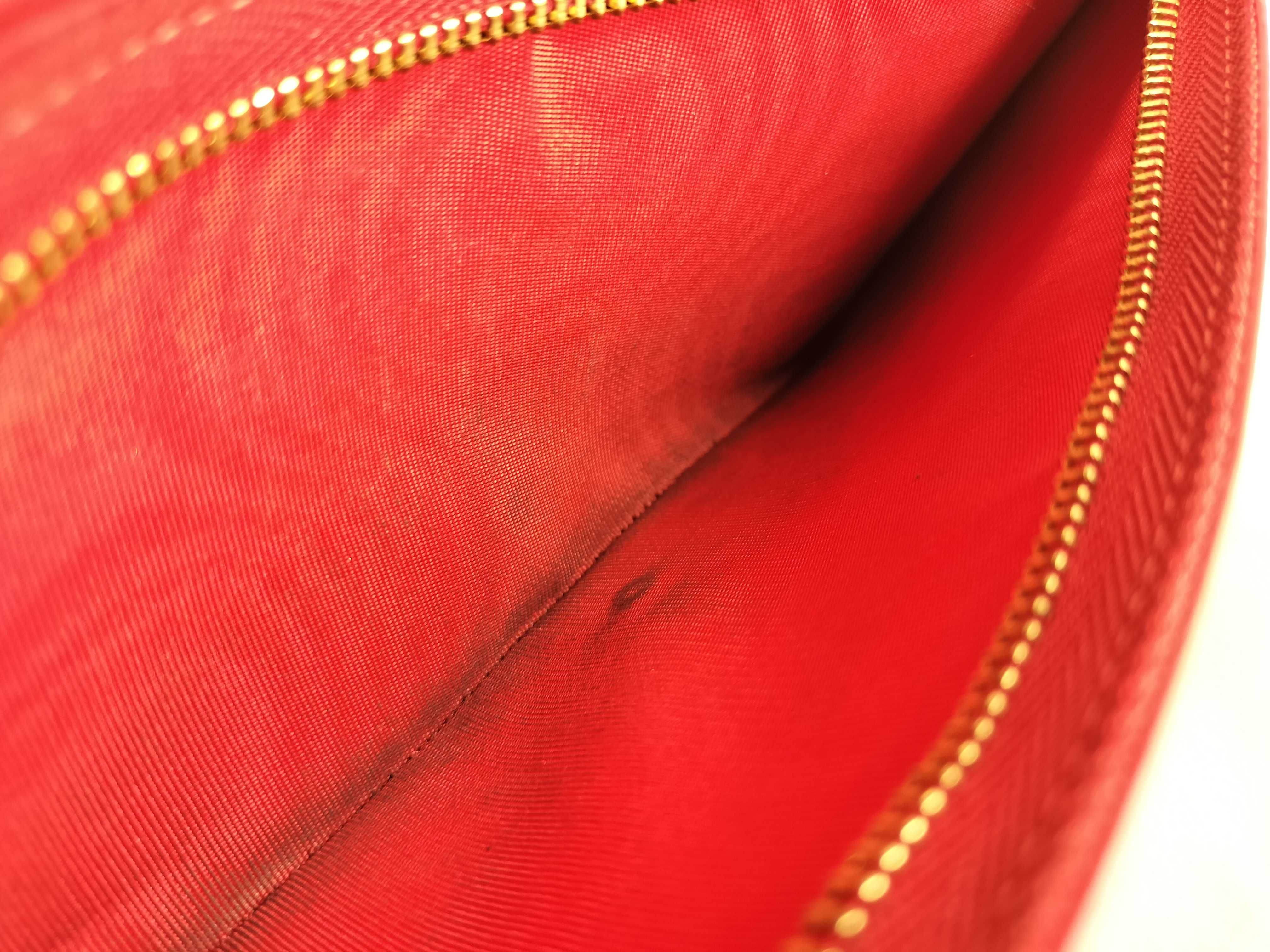 Chain Shoulder Bag — view 12