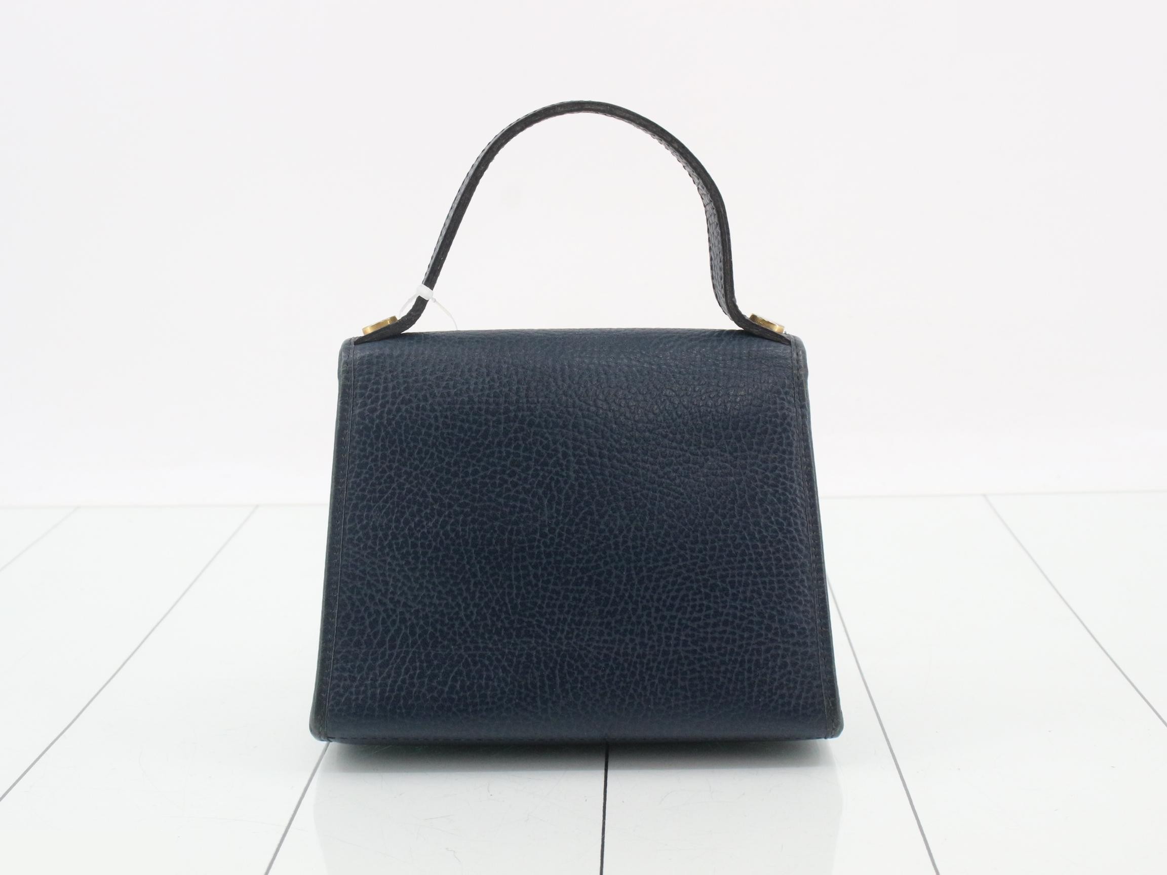 Other lines: Oval bags and handbags — view 2