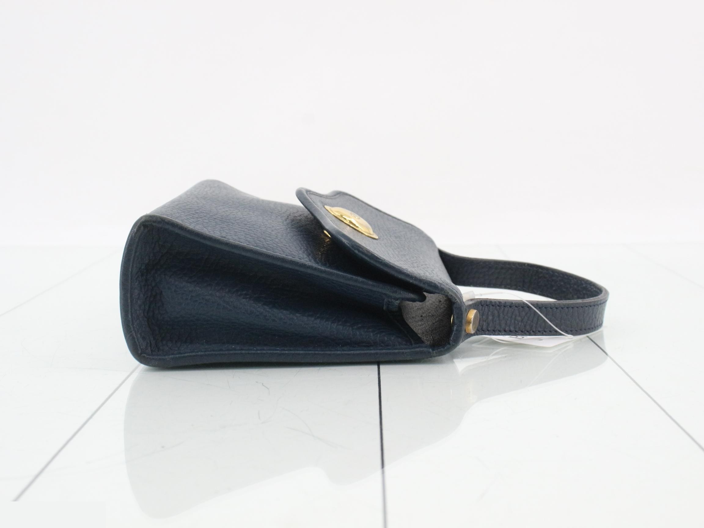 Other lines: Oval bags and handbags — view 3
